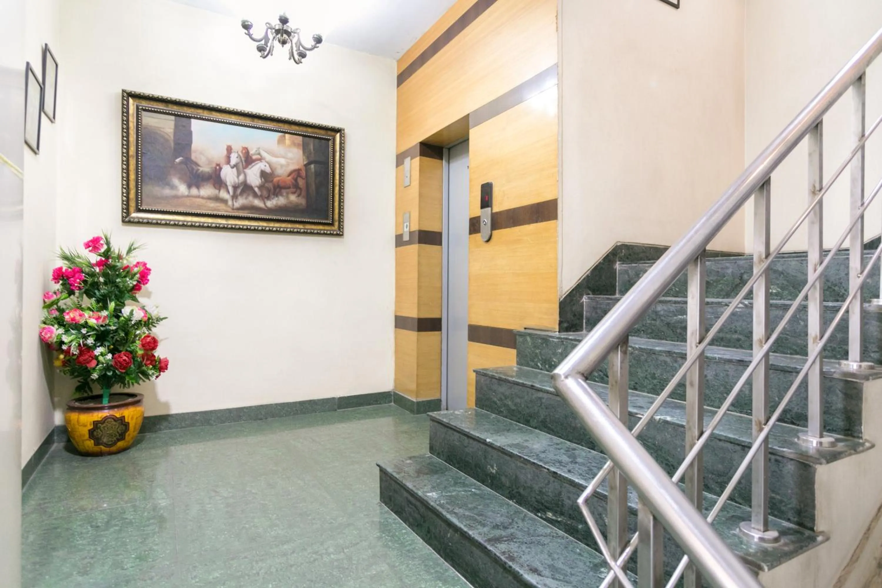 Facade/entrance in Hermitage by The Cosy Hotels Near Lotus Temple