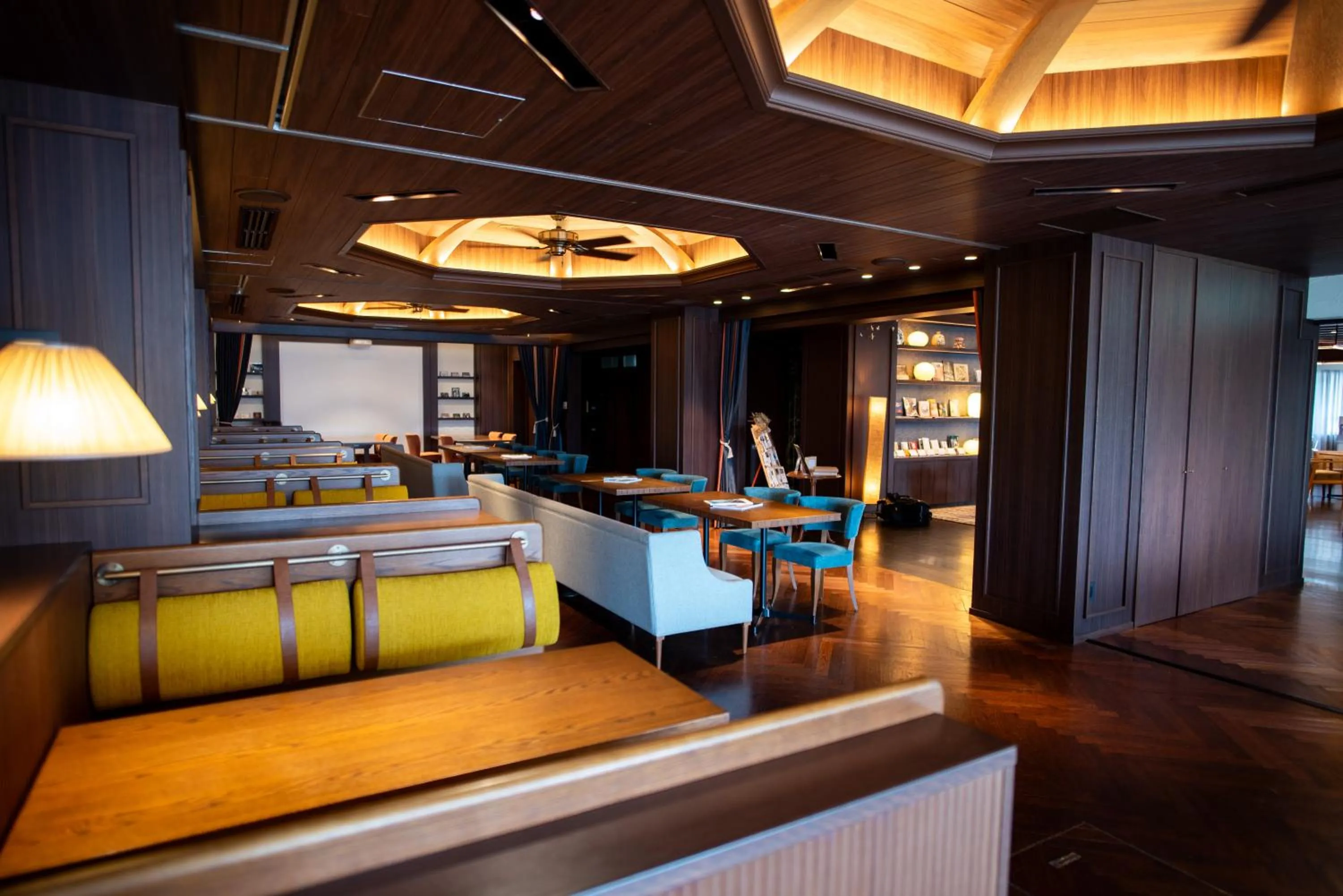 Communal lounge/ TV room in Setre Glover's House Nagasaki