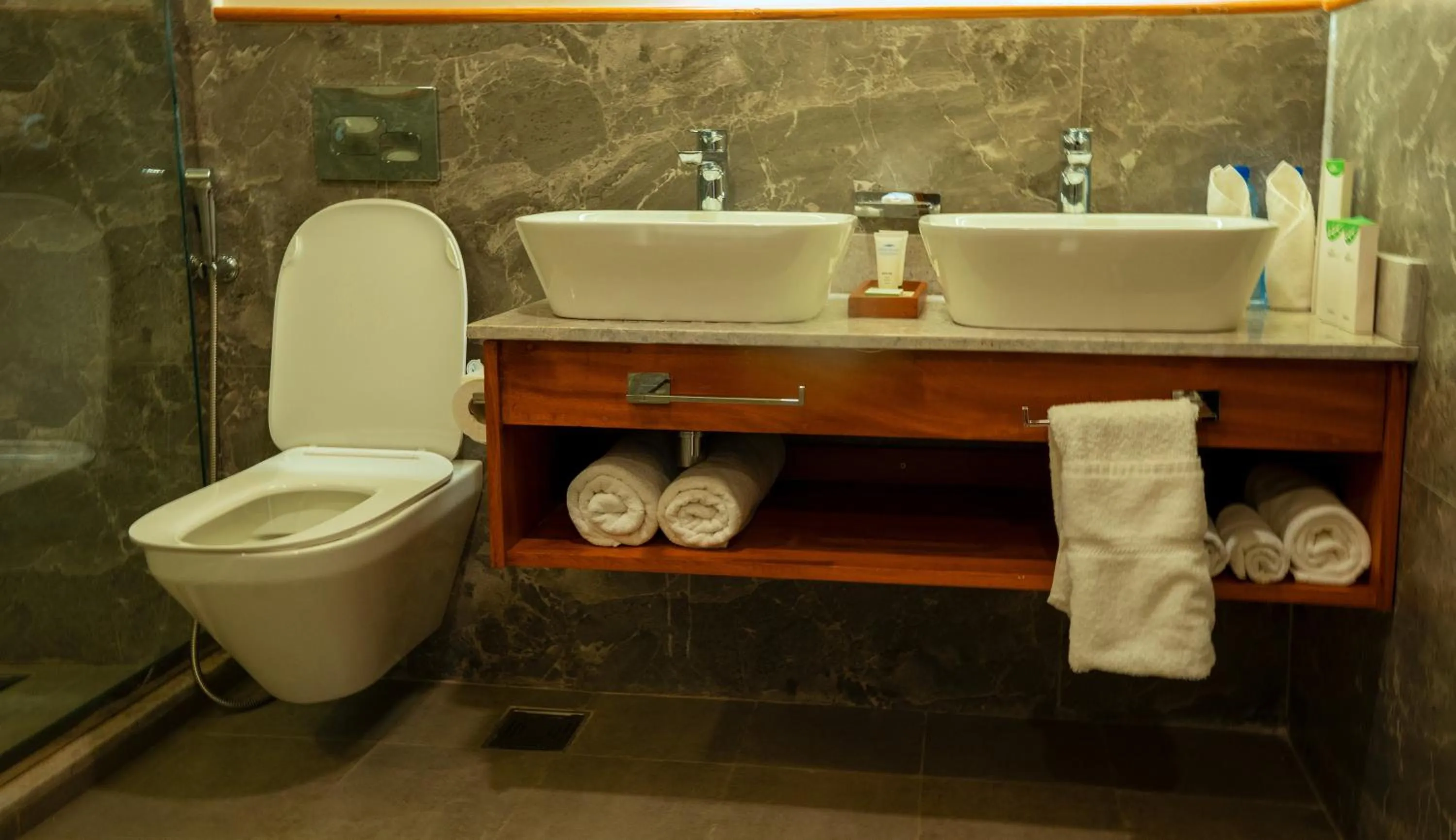 Bathroom in White Sands Hotel