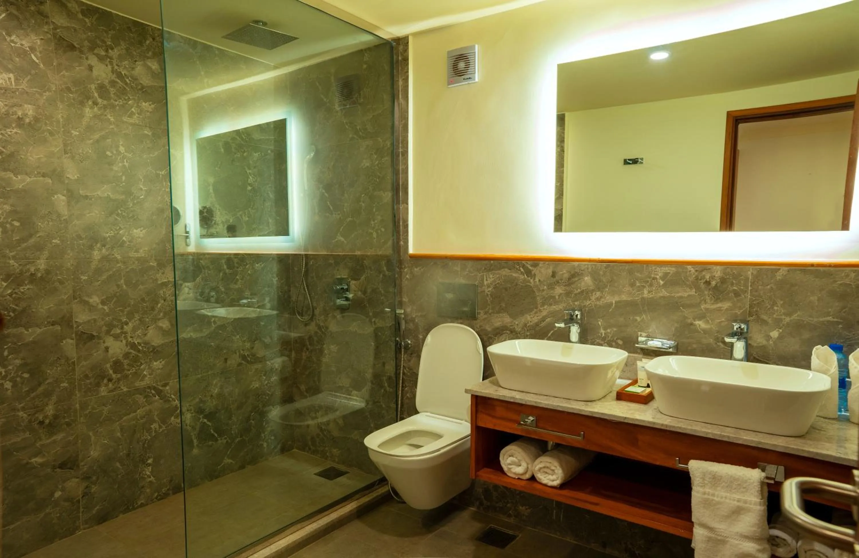 Shower in White Sands Hotel