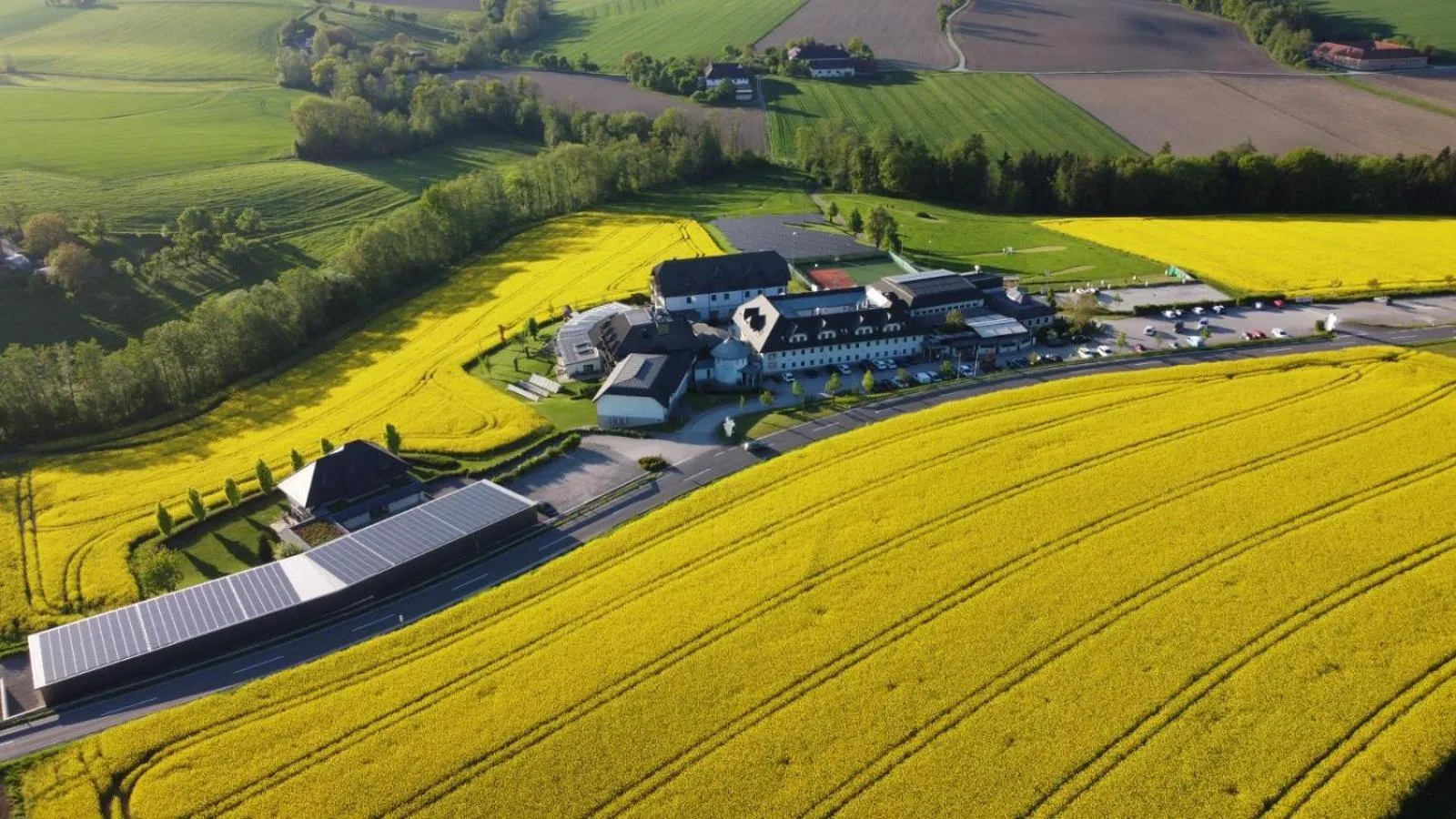 Property building in 1A Landhotel Schicklberg