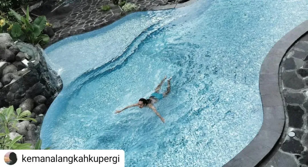 Swimming pool in Puri Pangeran Hotel