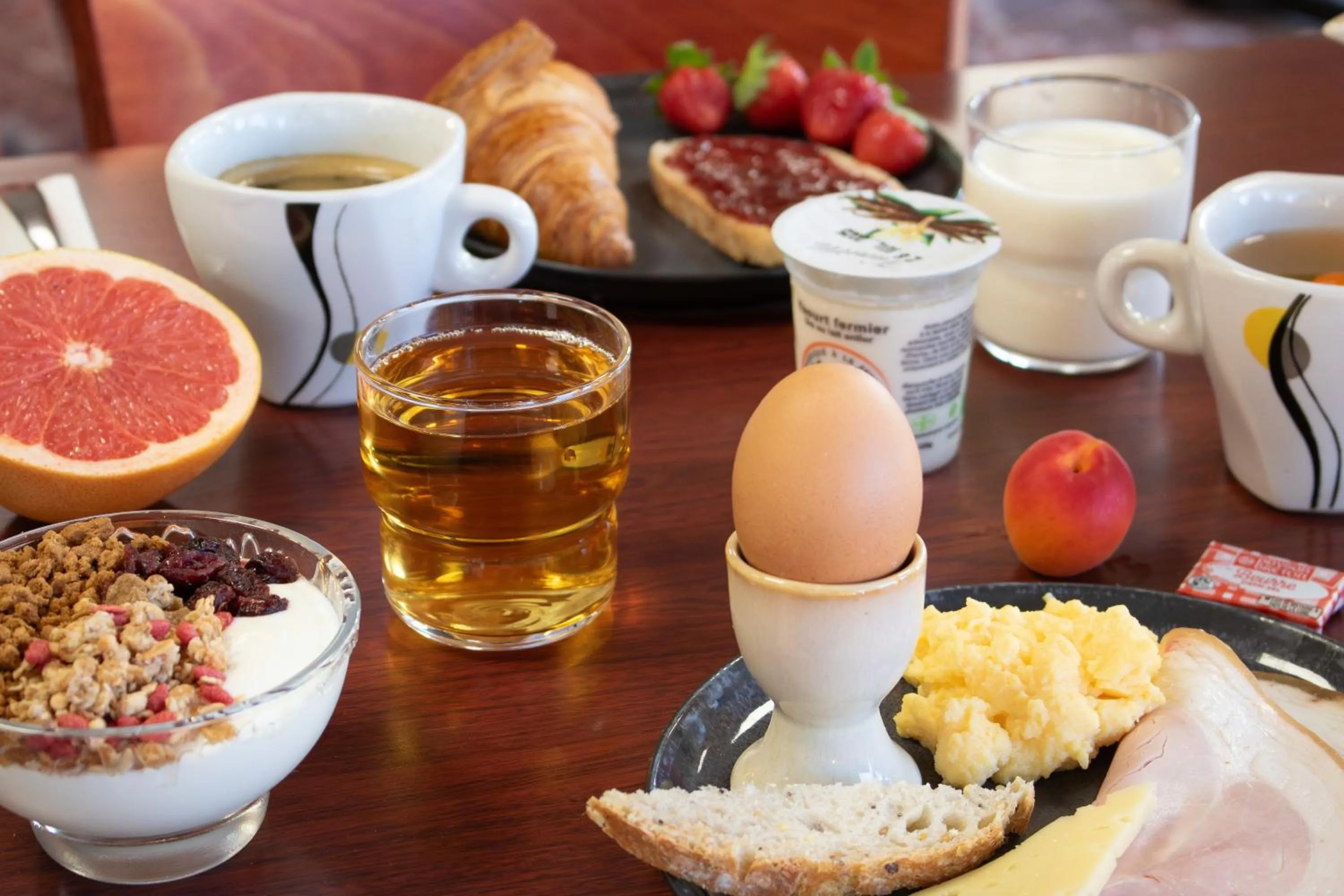 Breakfast in Brit Hotel Agen - L'Aquitaine