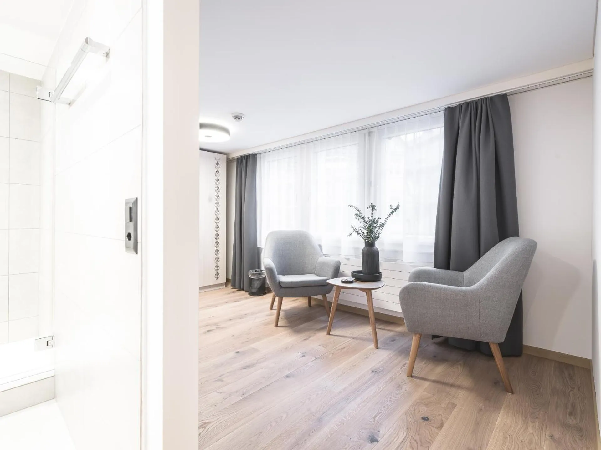 Seating area in Traube Restaurant & Hotel