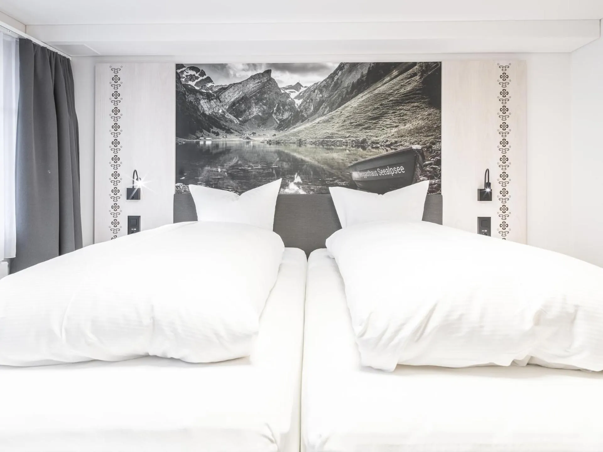 Photo of the whole room, Bed in Traube Restaurant & Hotel