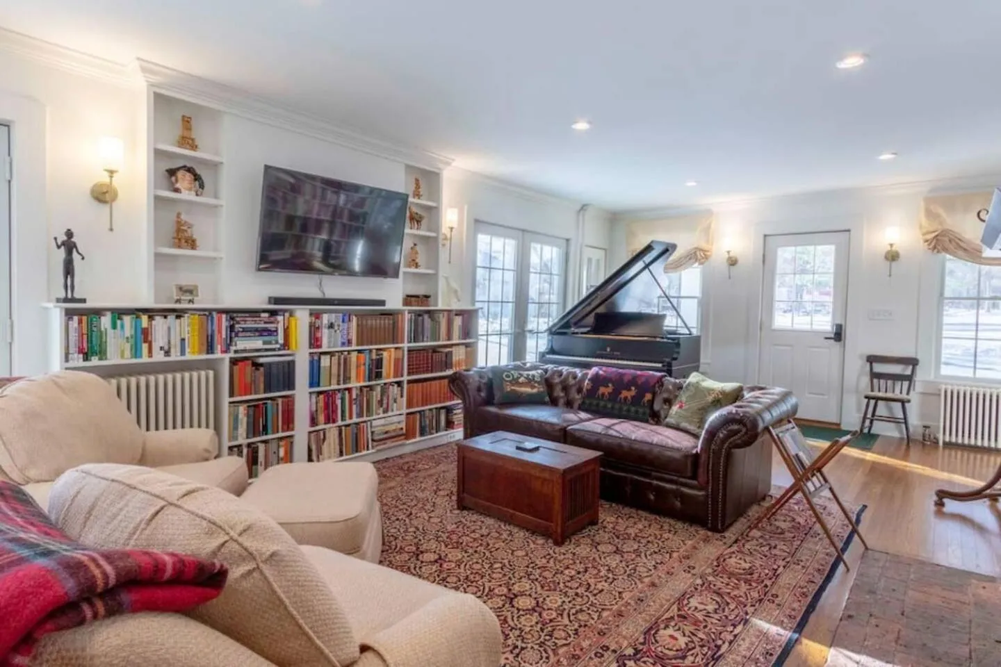 Beautifully Restored Home in Manchester Village