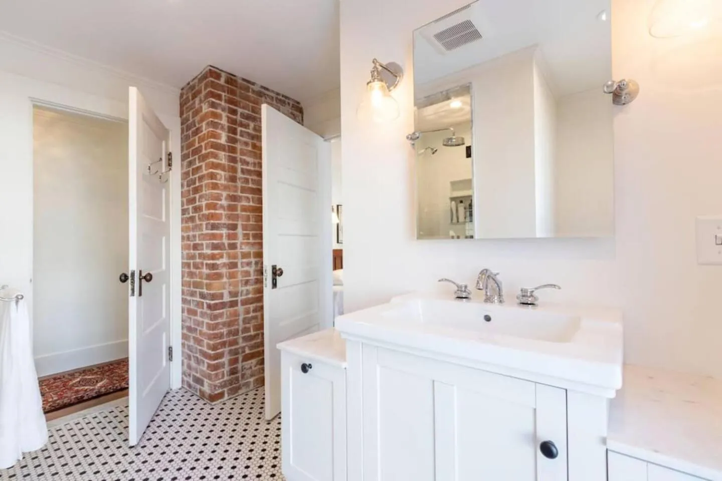 Beautifully Restored Home in Manchester Village