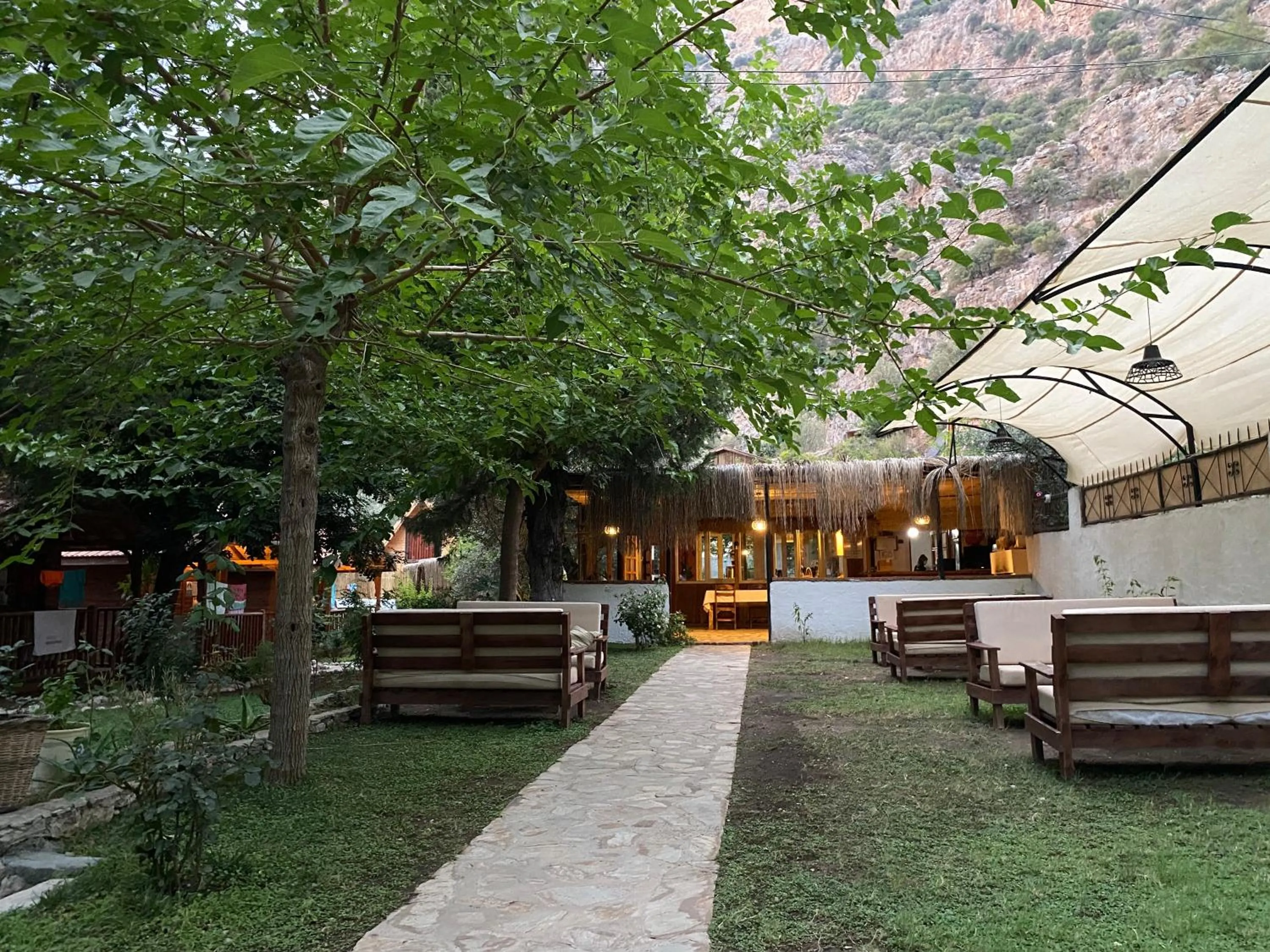 KiDRAK OTEL MONTENEGRO-1