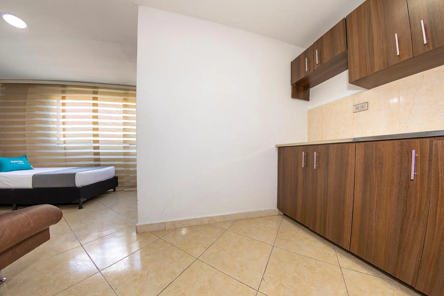 Kitchen or kitchenette, Bed in Hotel Ayenda Palo Alto