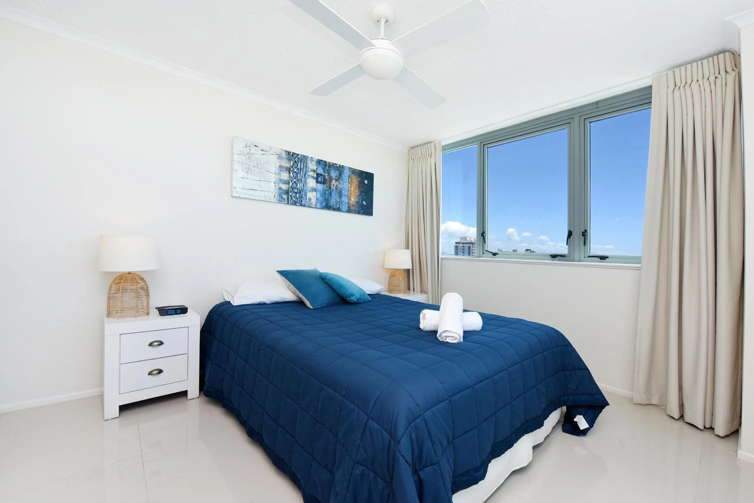 Bed in Beachfront Towers