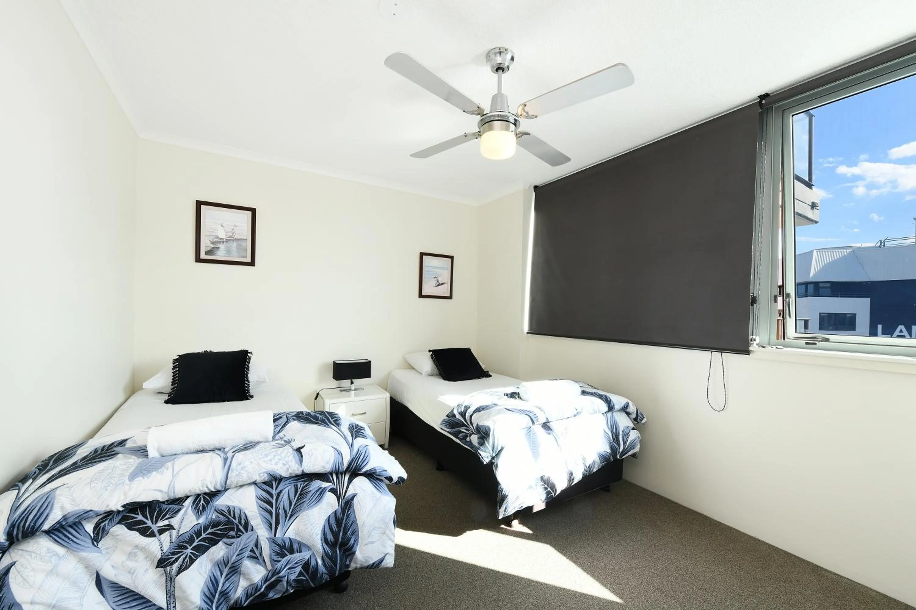 Bedroom, Bed in Beachfront Towers