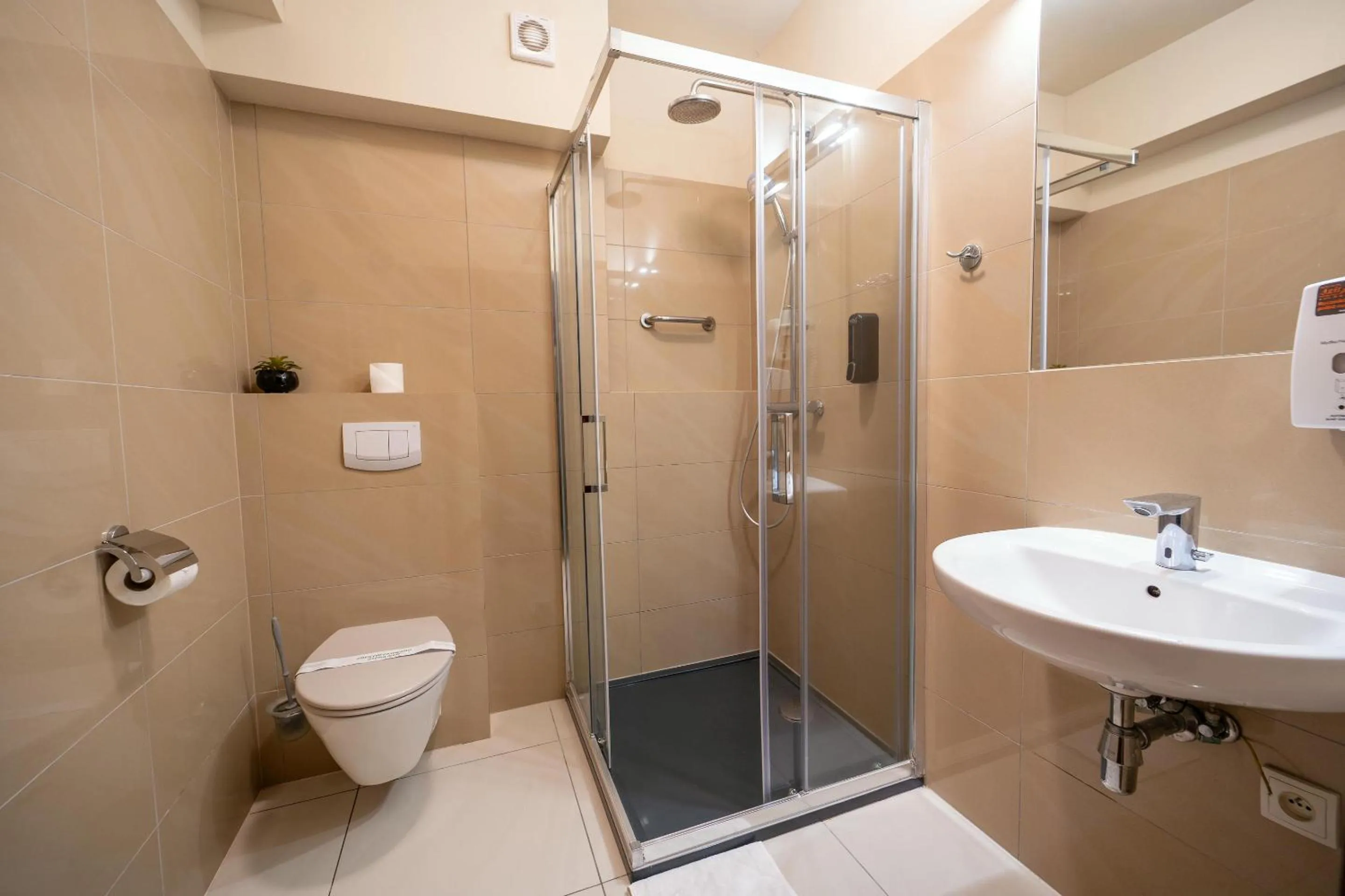 Toilet in Hotel Agit Congress&Spa