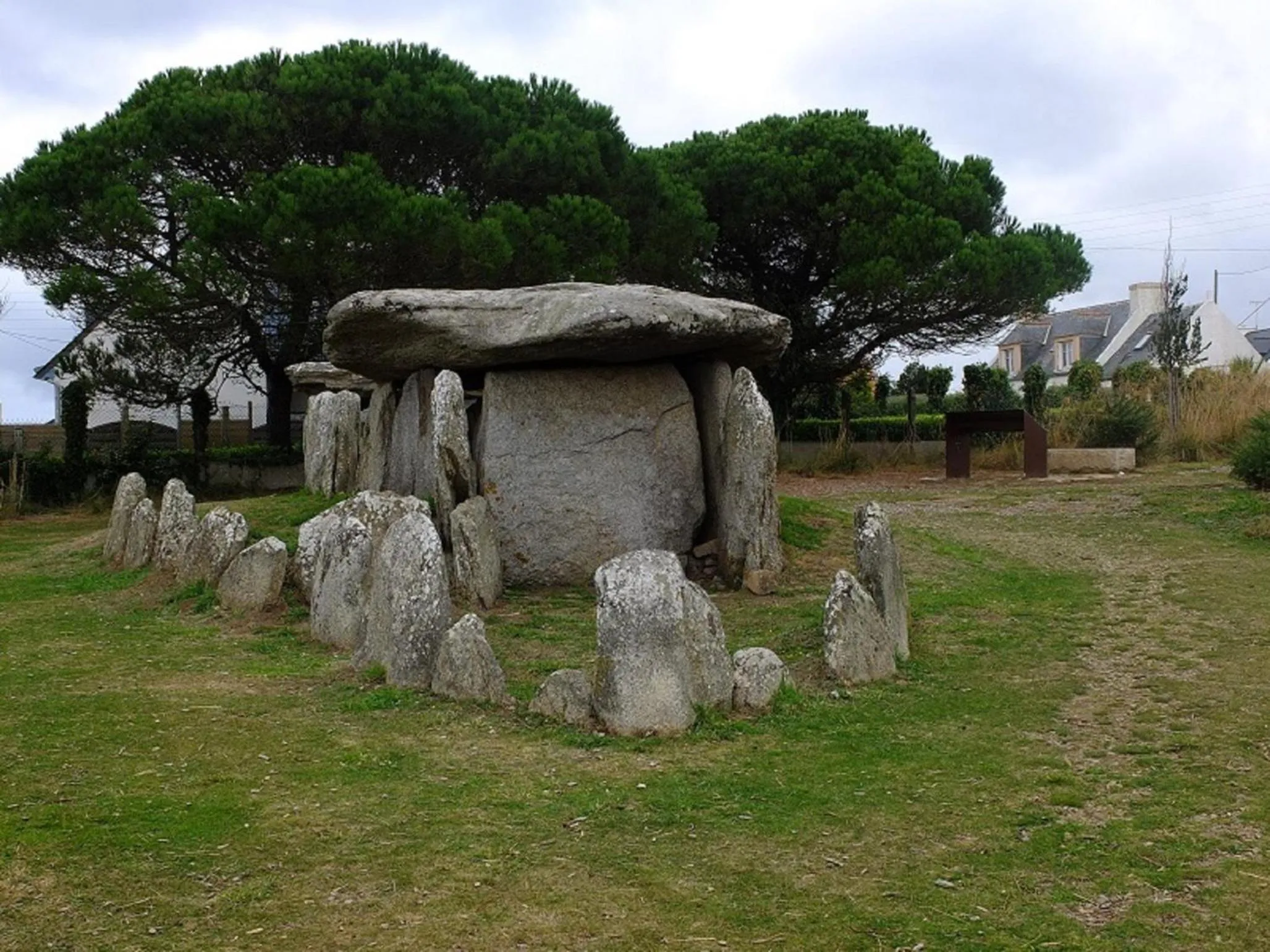 Nearby landmark in Kerantum à10mn des baies de Douarnenez et Audierne avec cuisine à disposition