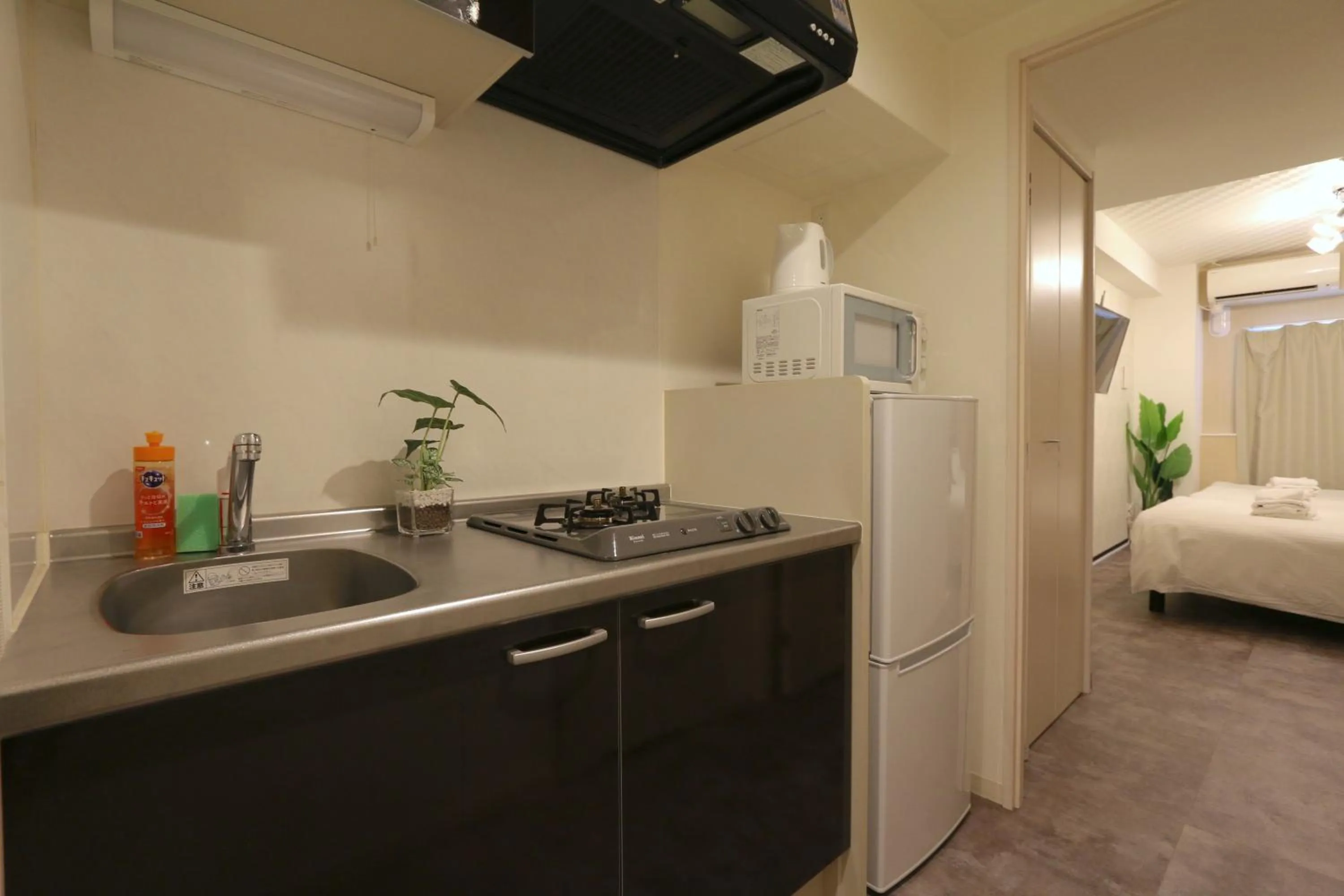 Kitchen or kitchenette, Bed in Elizabeth Garden Shinsaibashi