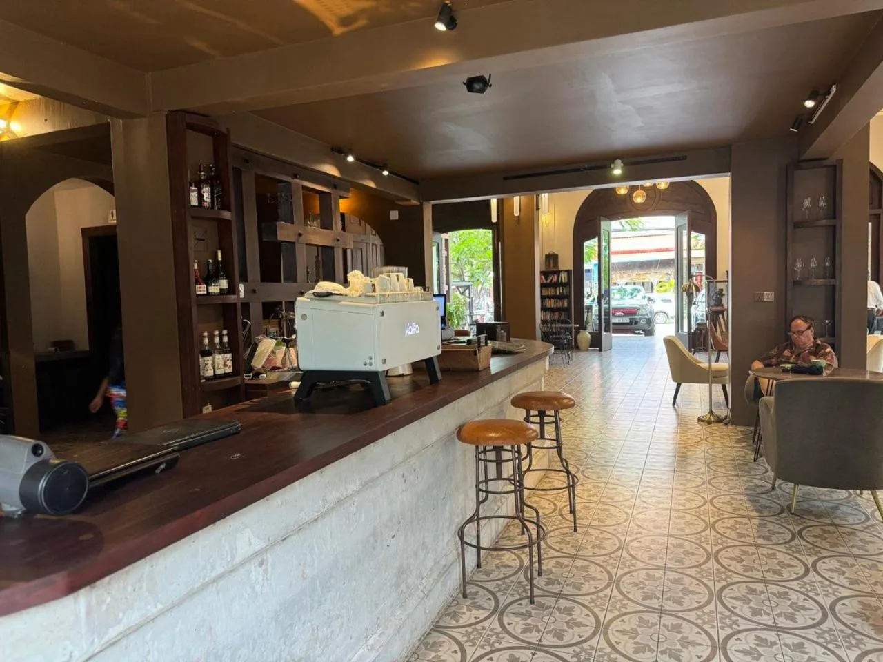 The J Break Boutique