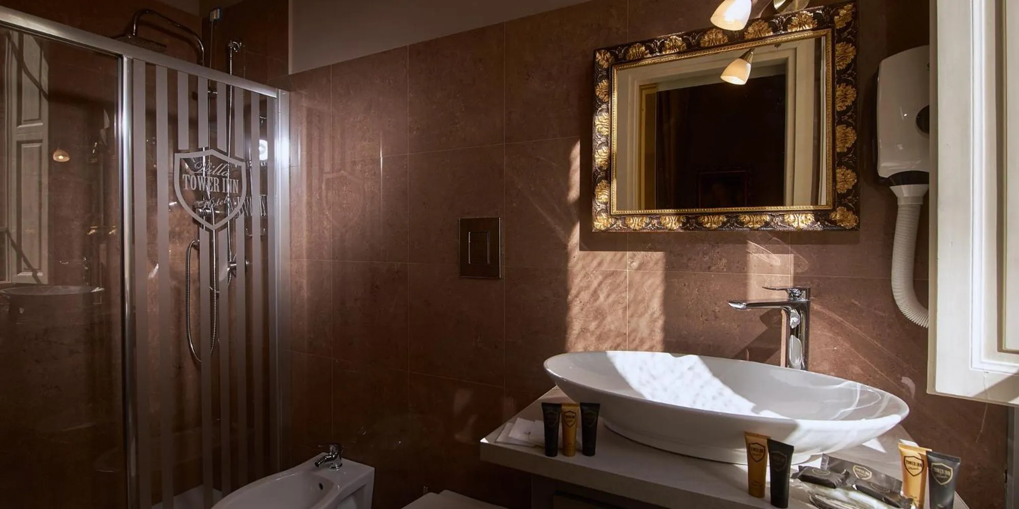 Bathroom in Villa Tower Inn