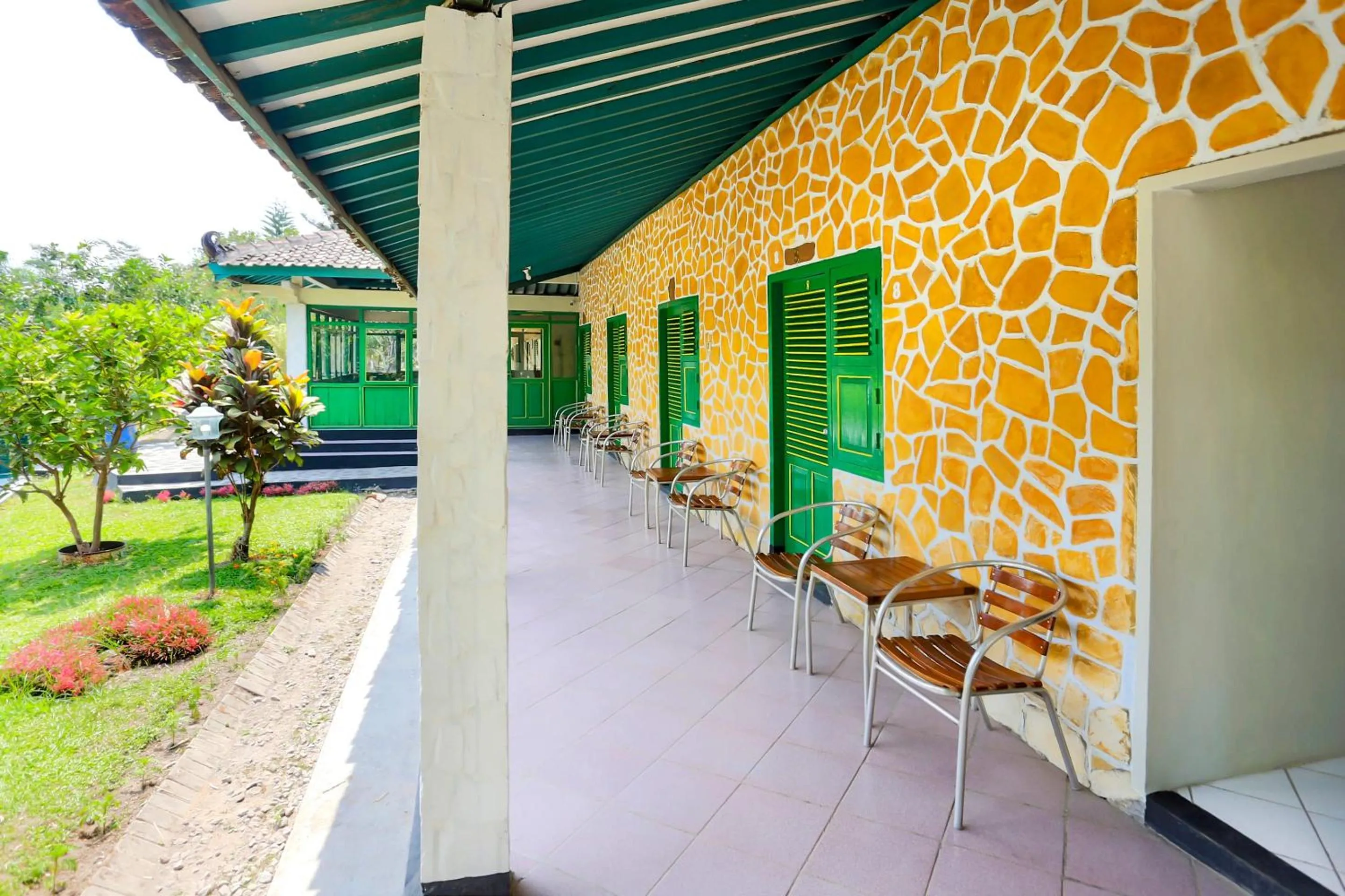 Lobby or reception in Hotel O Penginapan Kepurun Pawana Indonesia