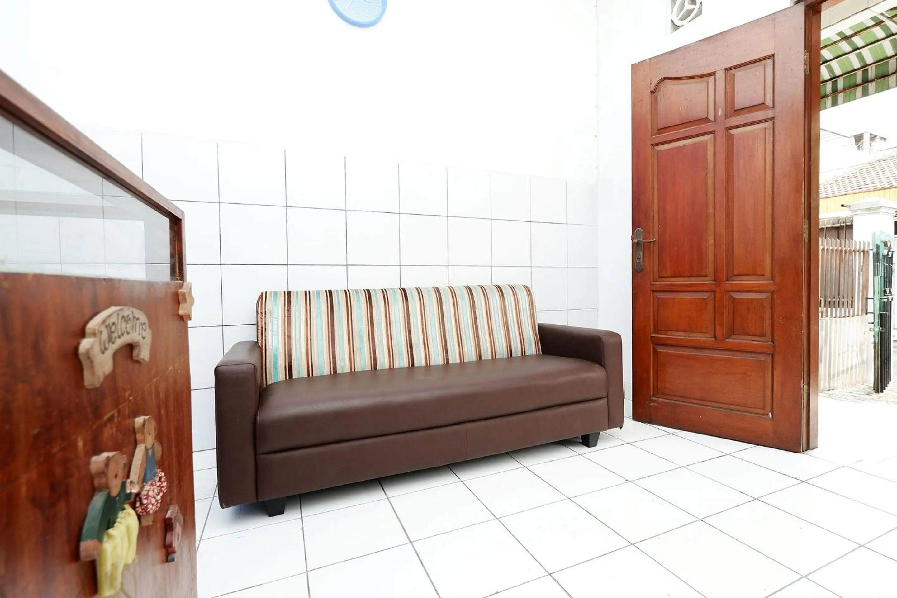 Lobby or reception in OYO Life 1942 Asia Residence Syariah