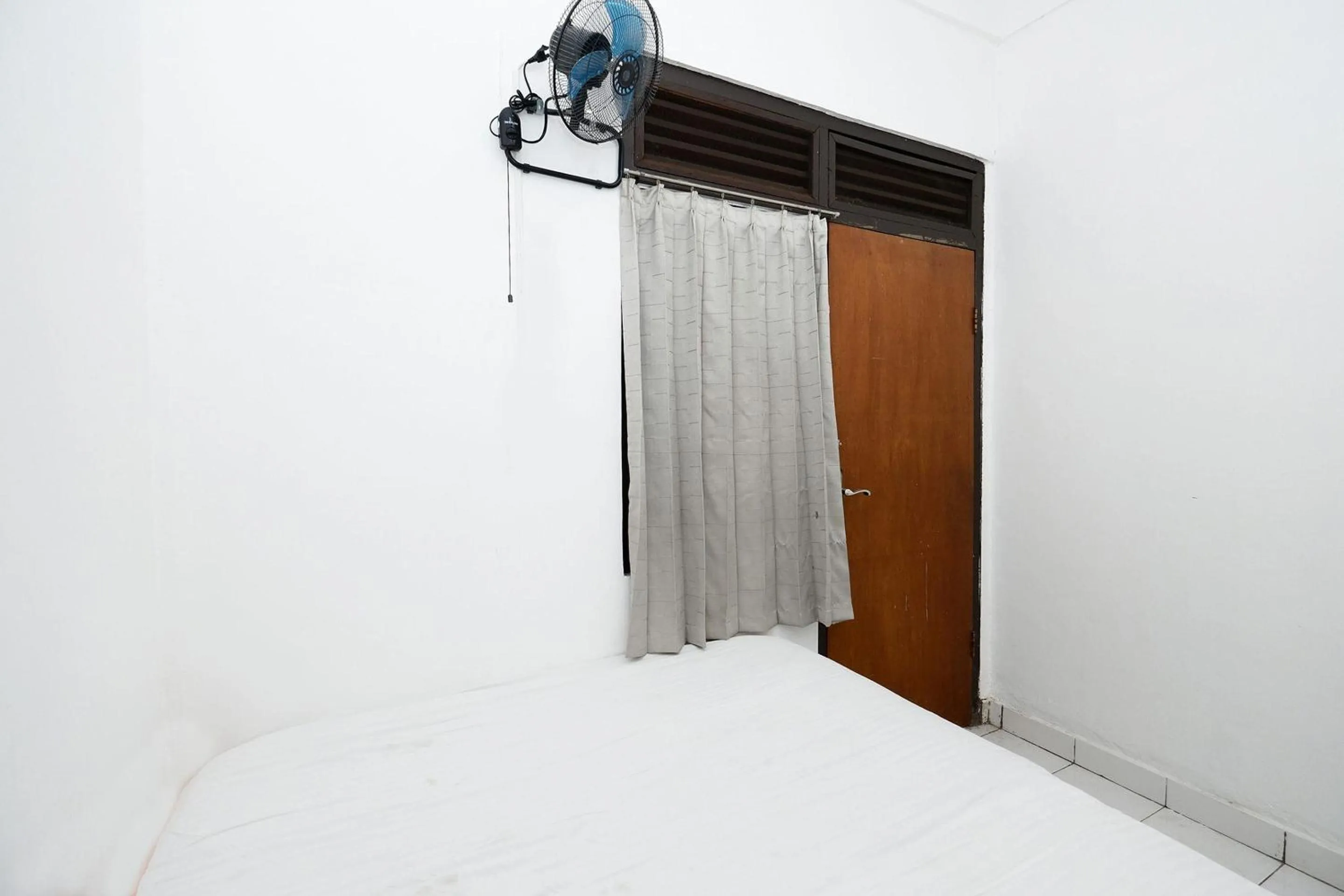 Bedroom, Bed in OYO Life 1942 Asia Residence Syariah