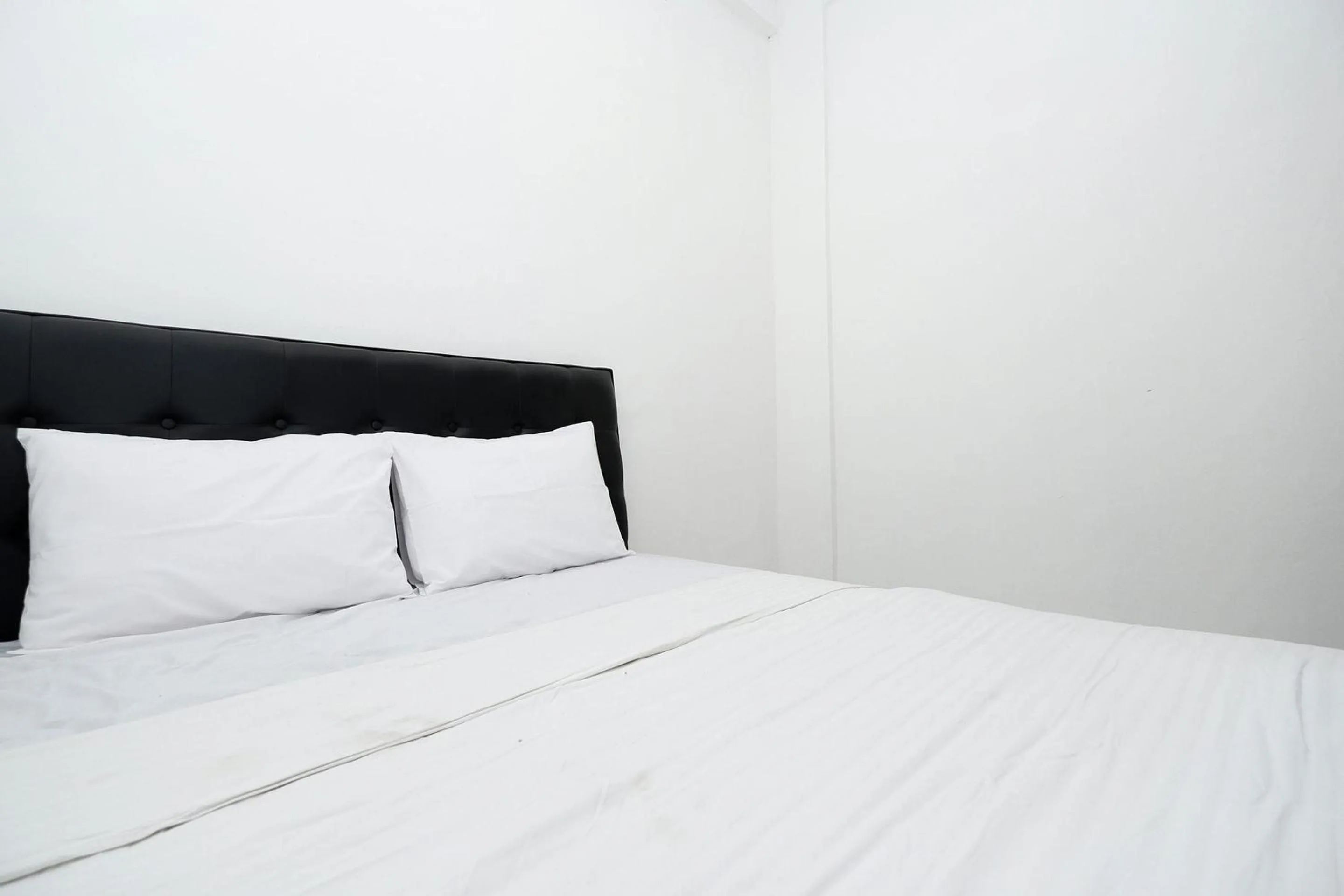 Bedroom, Bed in OYO Life 1942 Asia Residence Syariah