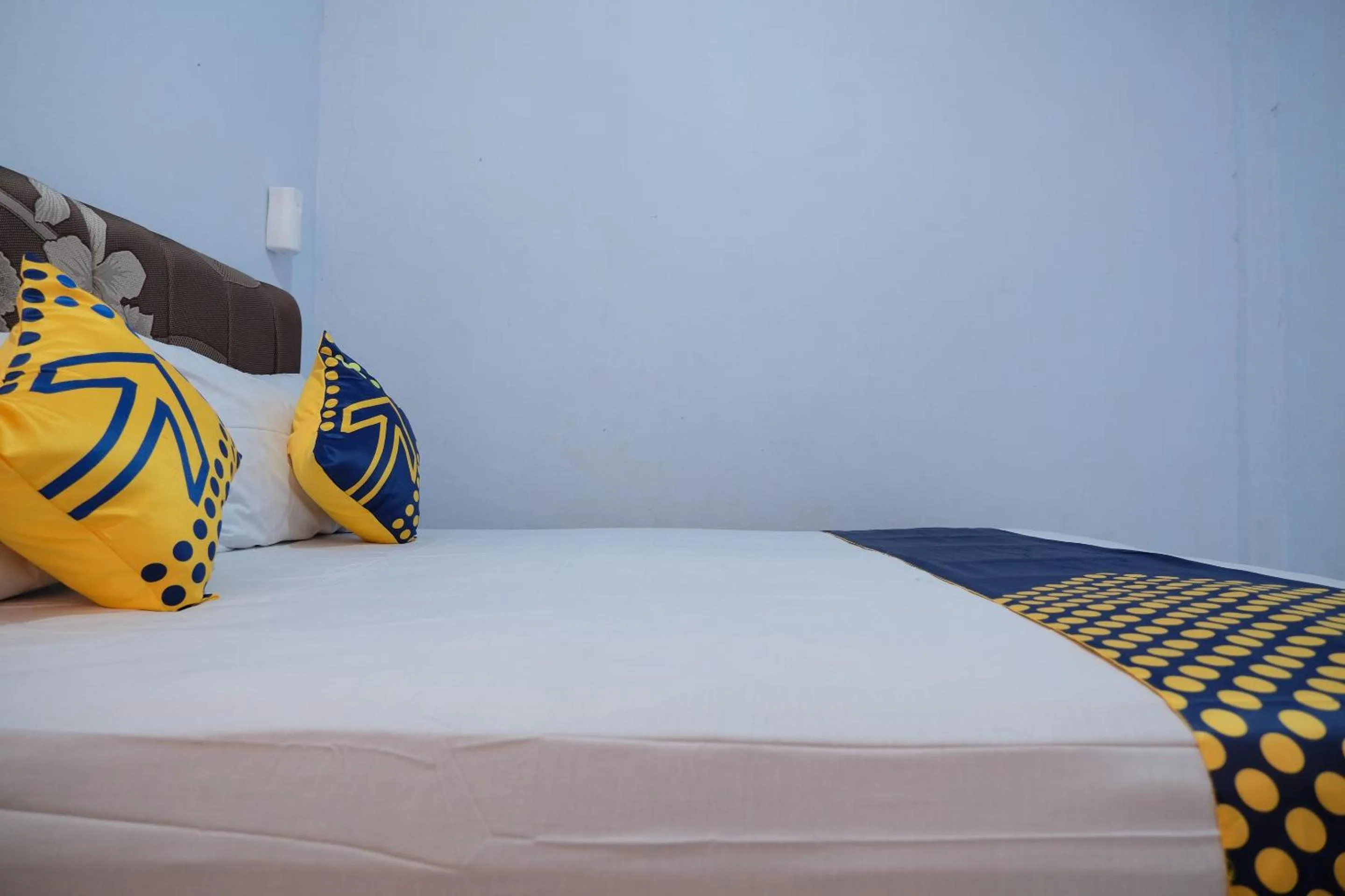 Bedroom, Bed in Hotel O sembagus Family