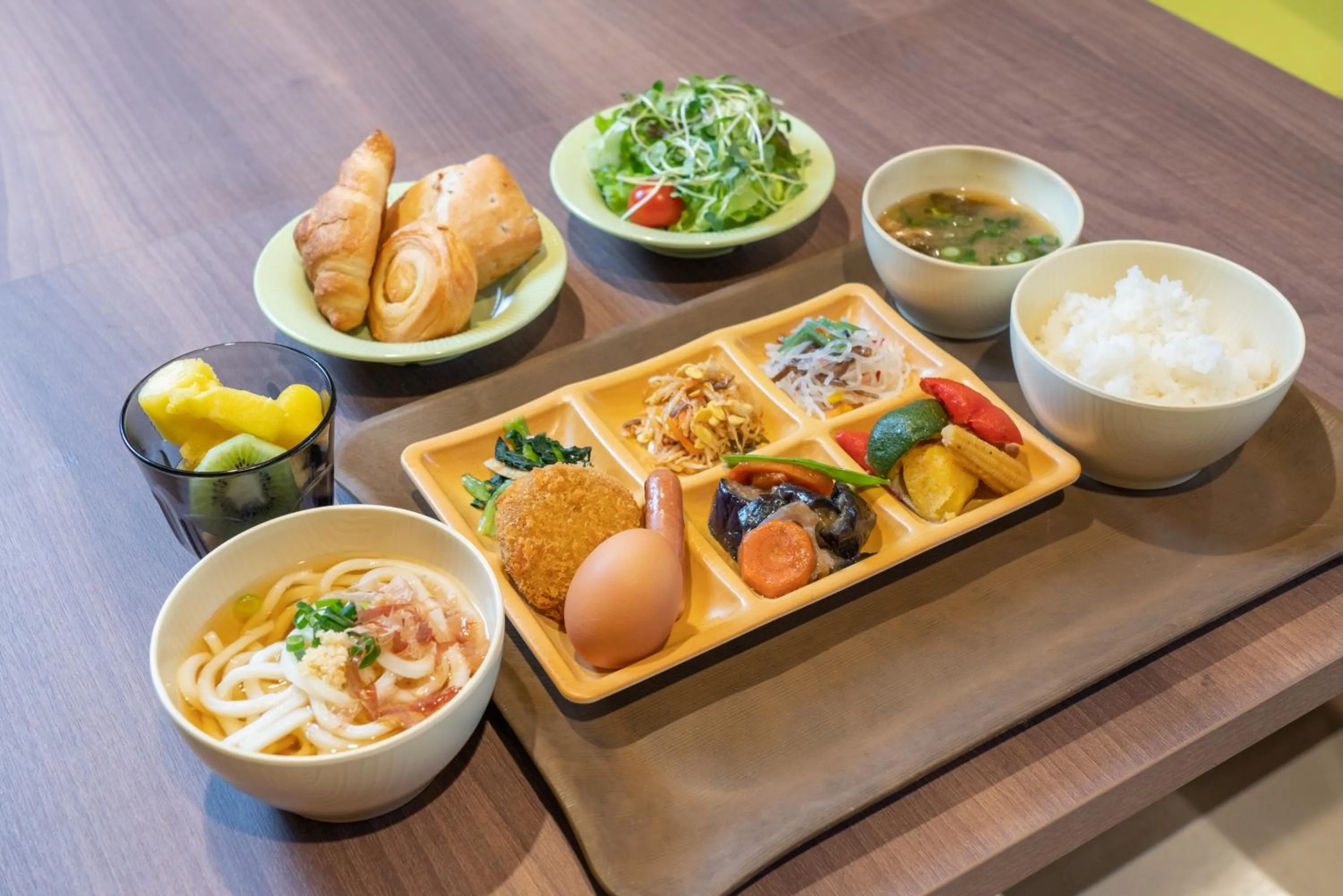 Buffet breakfast in Tabino Hotel Kurashiki Mizushima