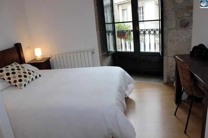 Bedroom, Bed in Hotel Arco de Mazarelos