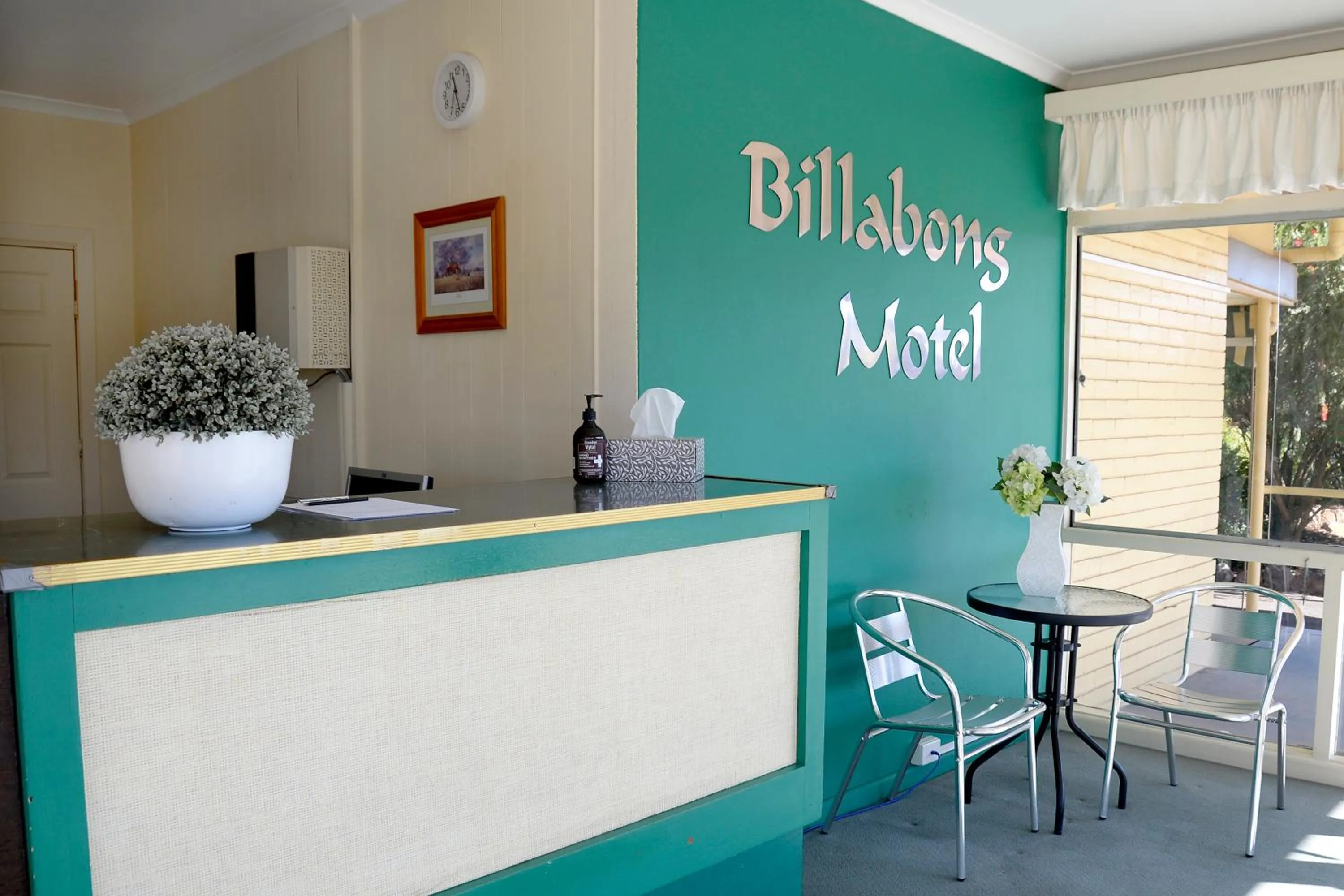 Lobby or reception in Billabong Motel