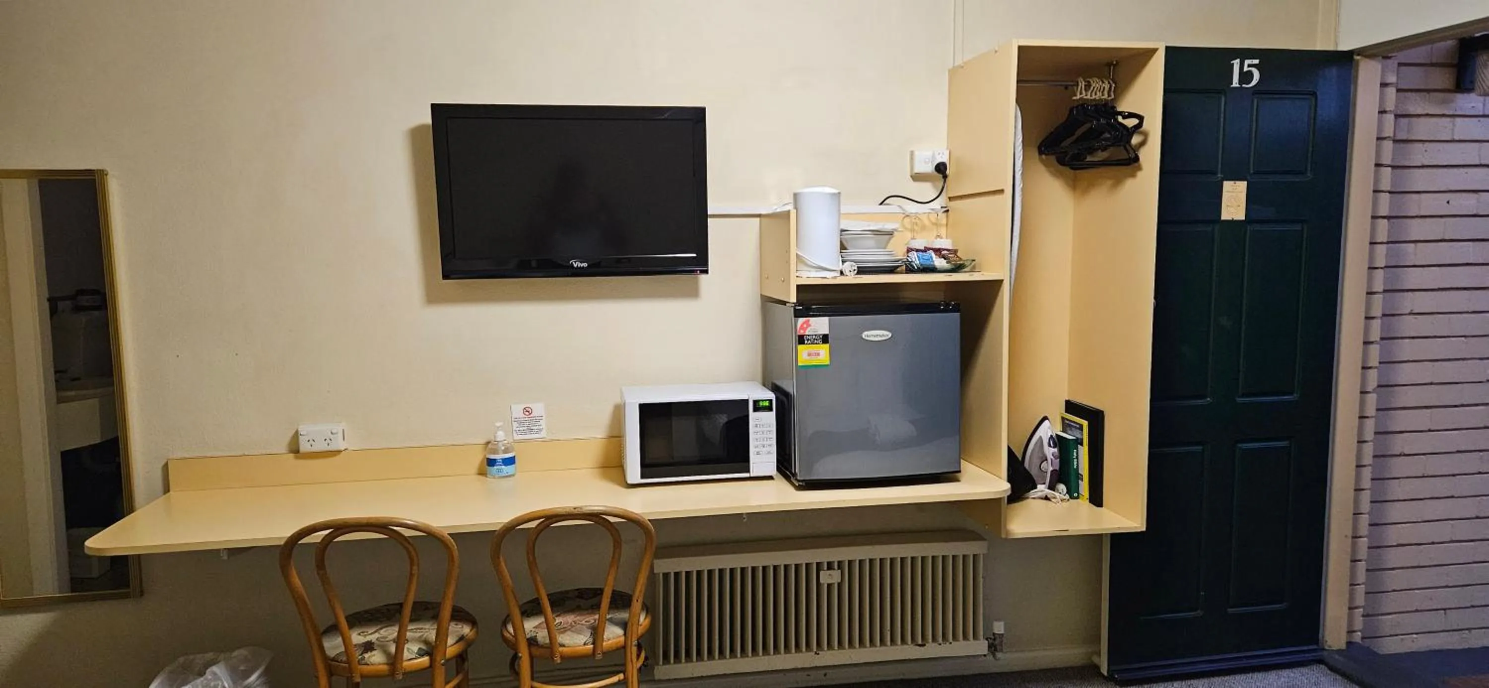 TV and multimedia in Billabong Motel