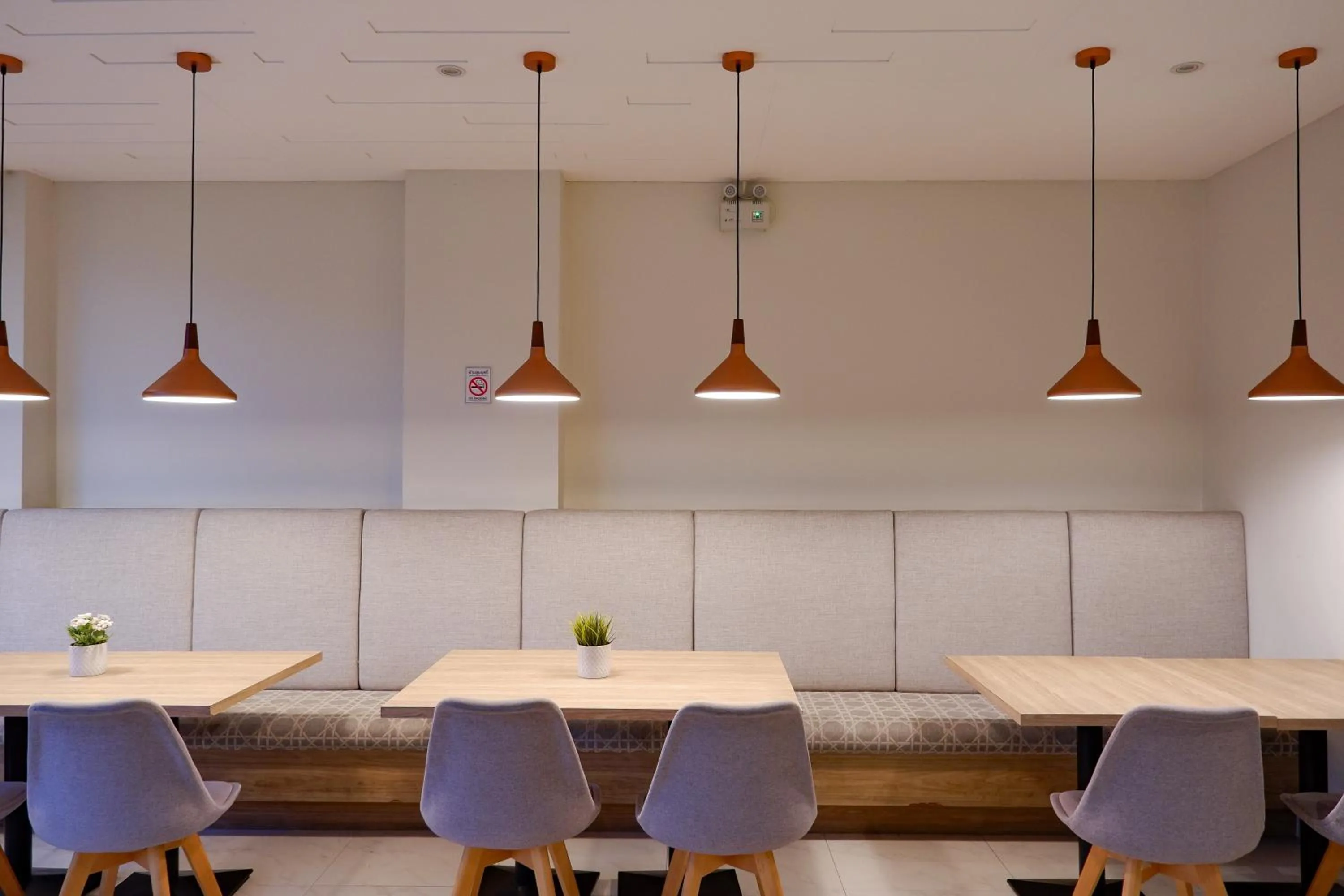 Seating area in Canalis Suvarnabhumi Airport Hotel