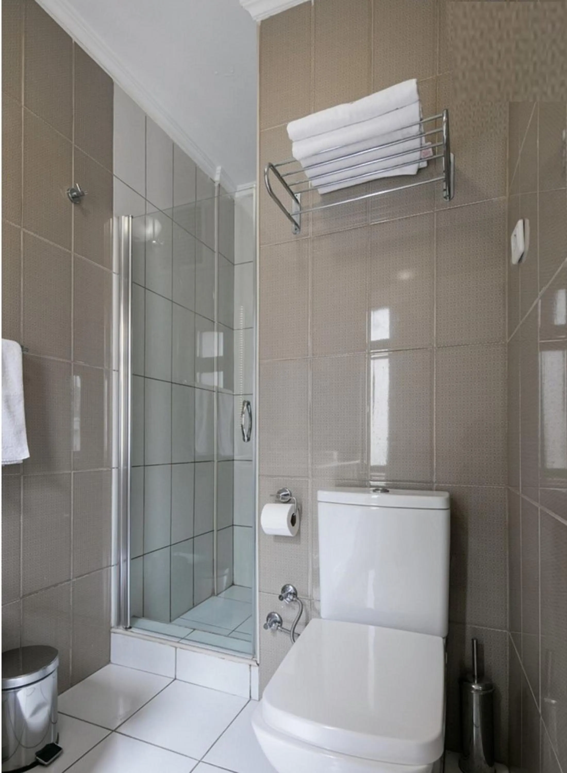 Shower in Hotel Taksim Home