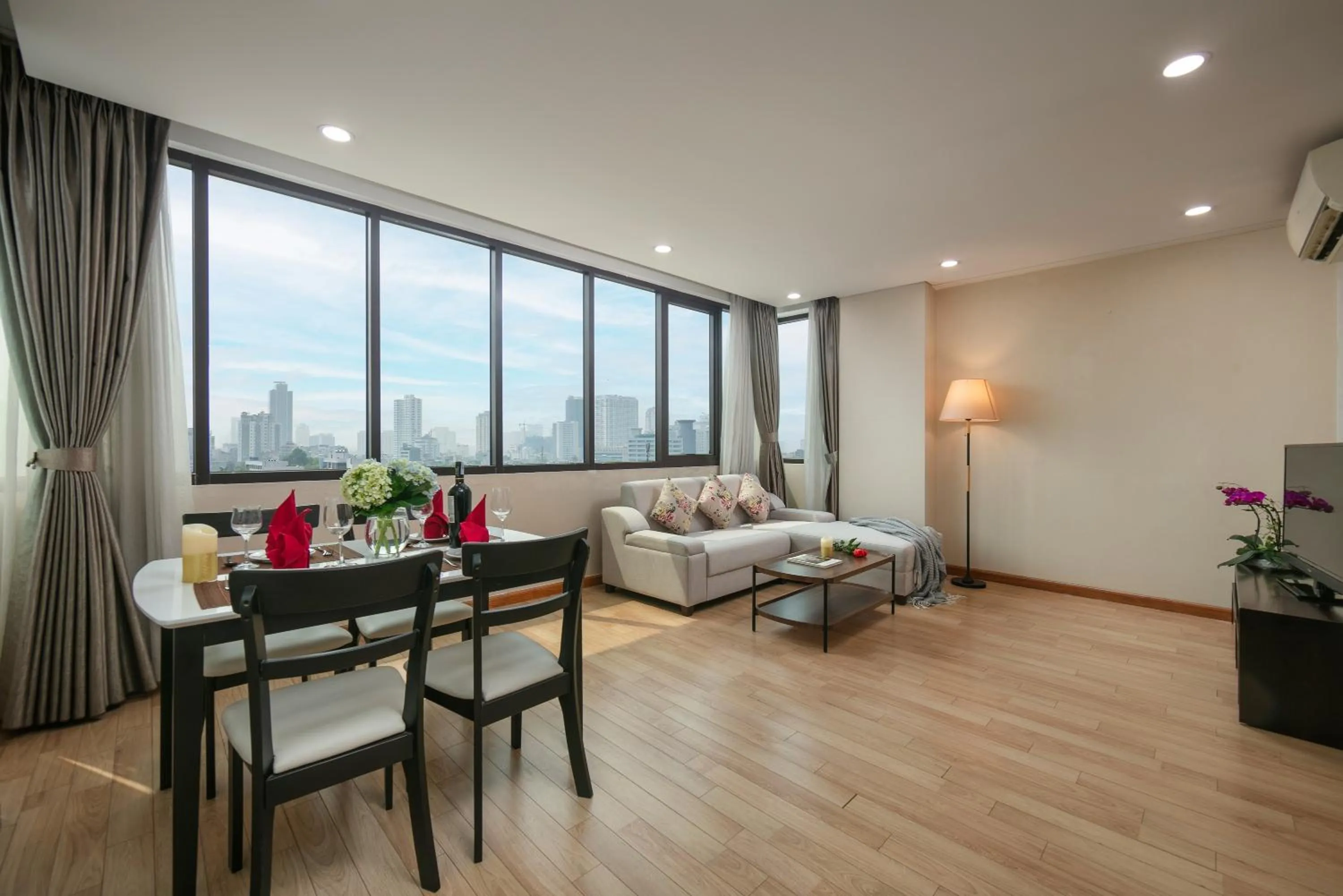 TV and multimedia in HB Serviced Apartment - 121B Quan Hoa