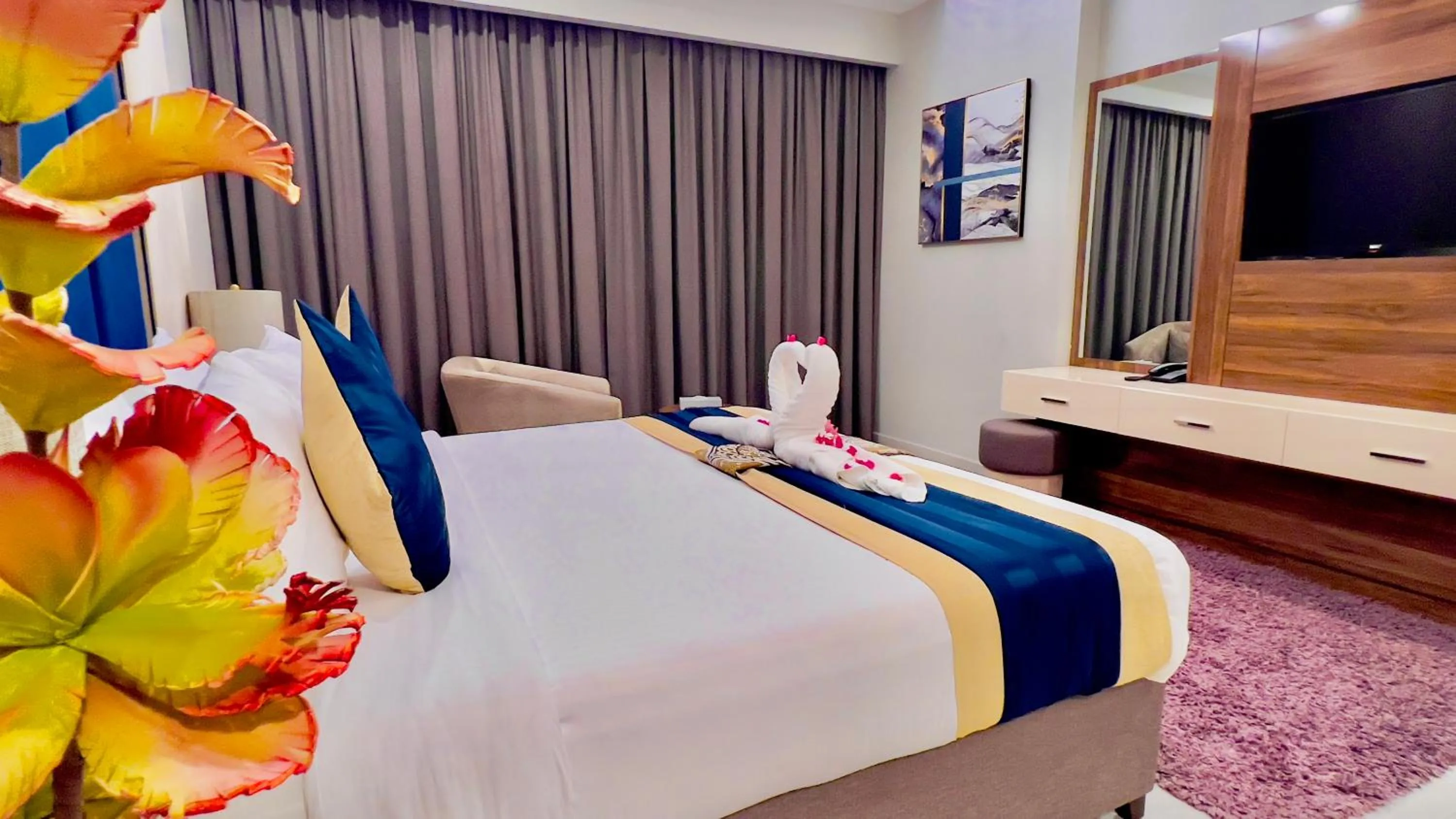 Photo of the whole room, Bed in BW Suites & Spa