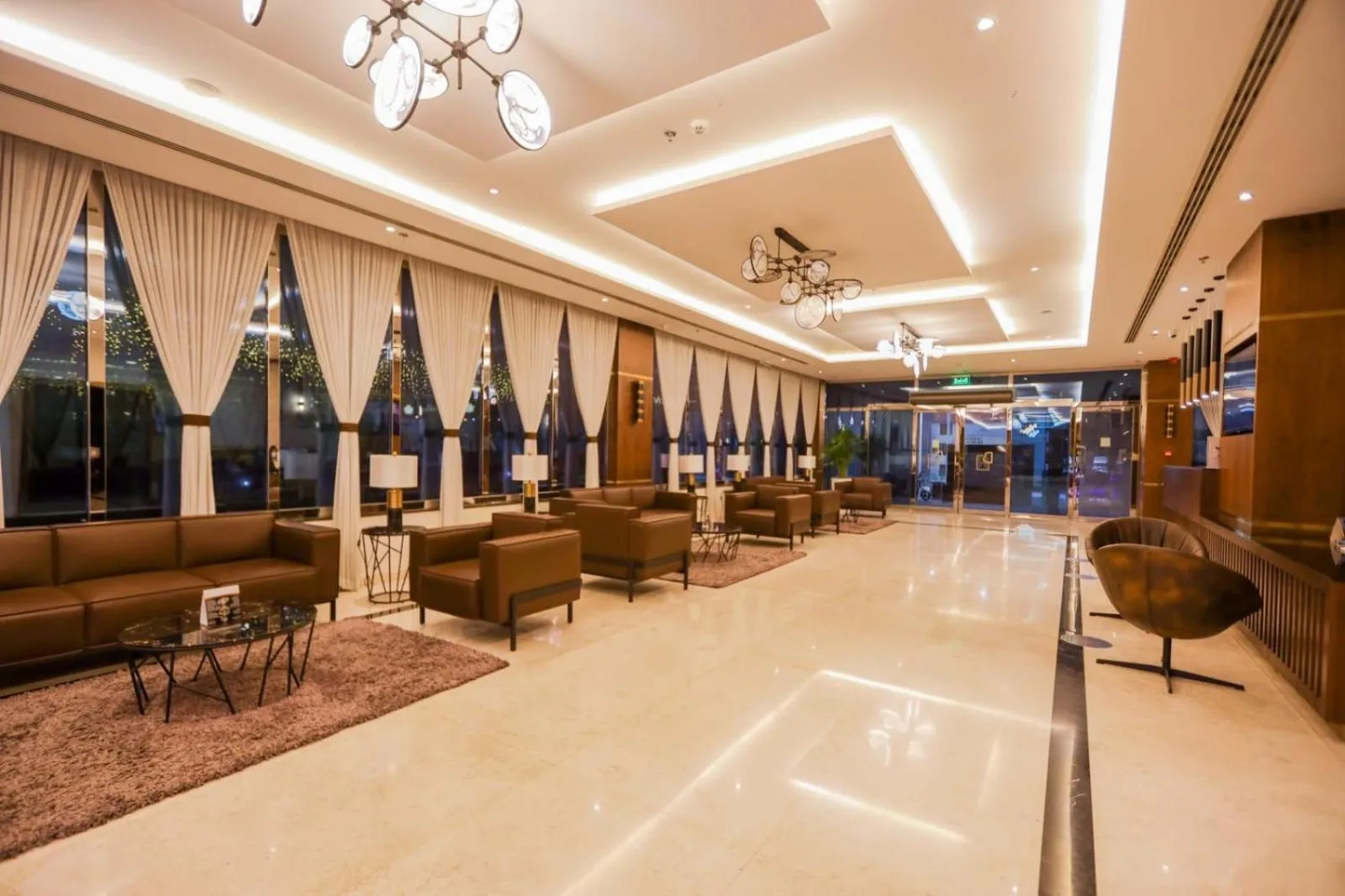 Lobby or reception in BW Suites & Spa