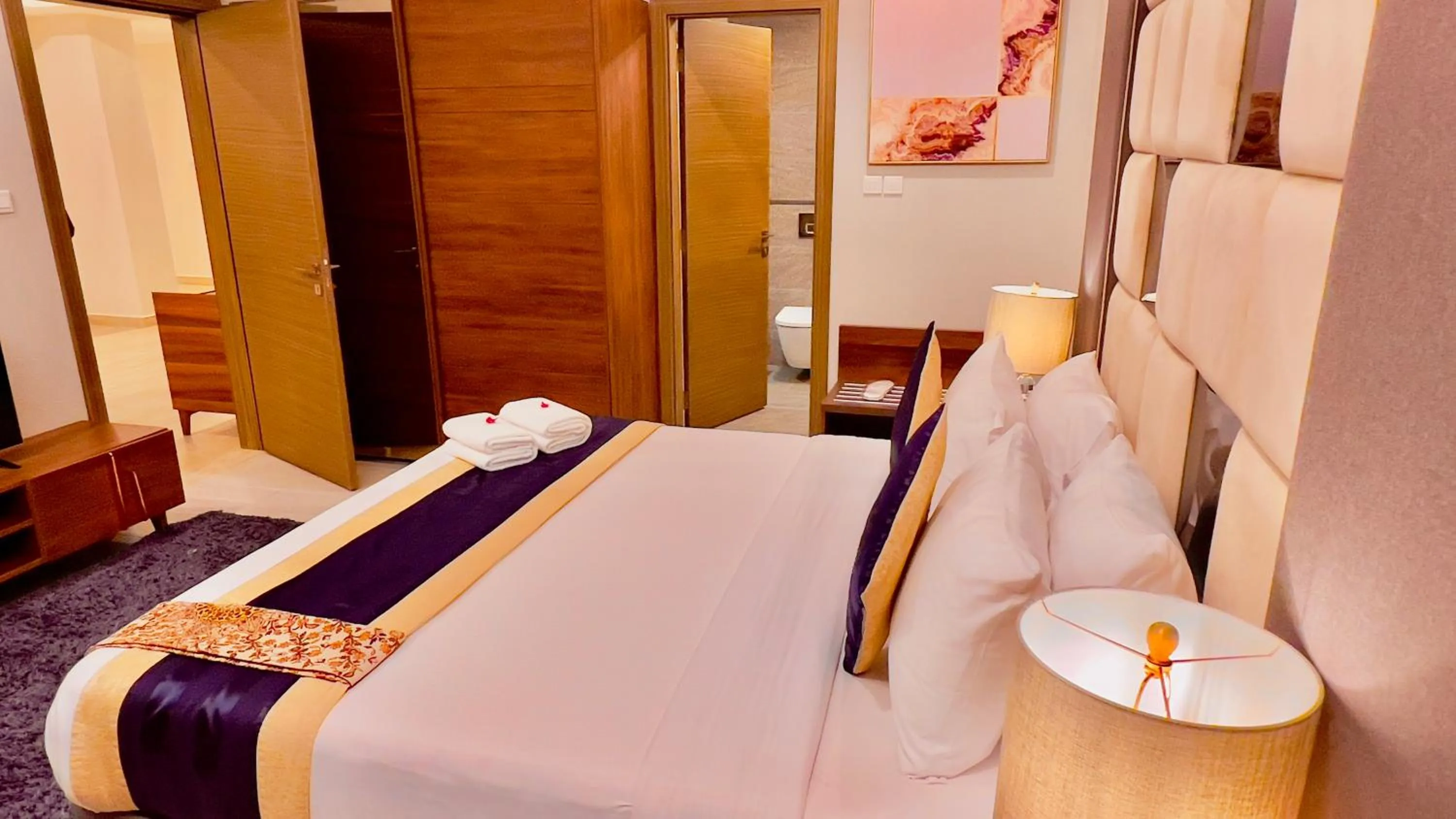 Bed in BW Suites & Spa