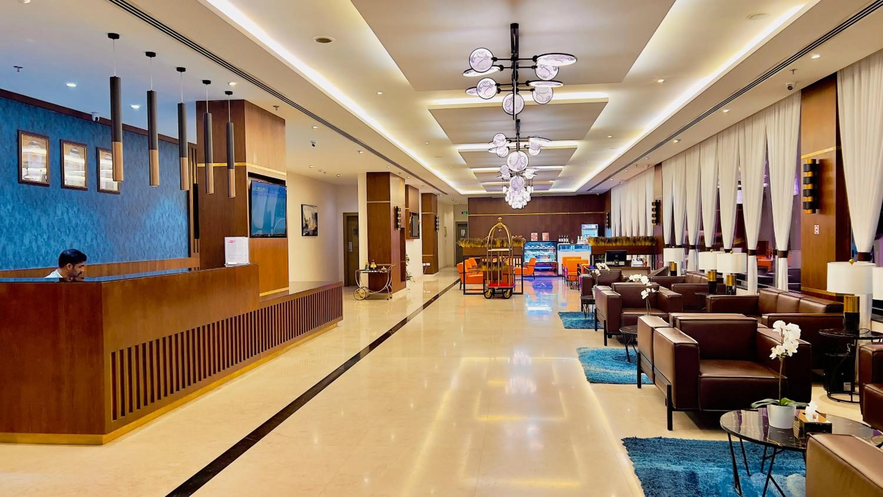 Facade/entrance in BW Suites & Spa