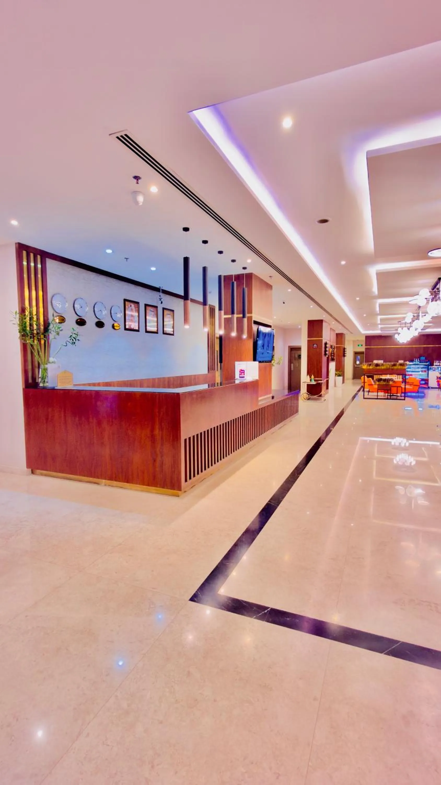 Lobby or reception in BW Suites & Spa