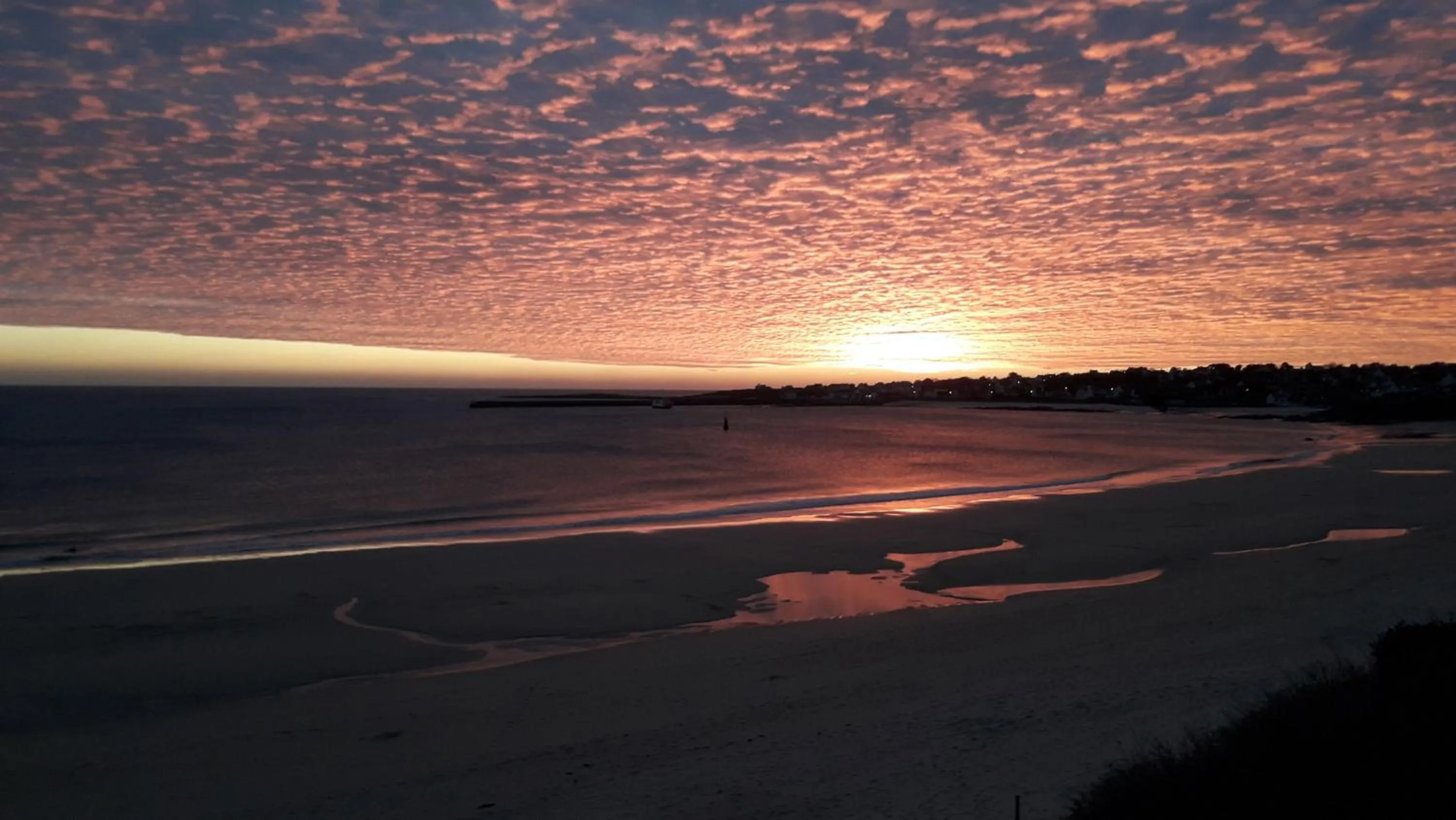Sunset in Hotel Restaurant De La Plage