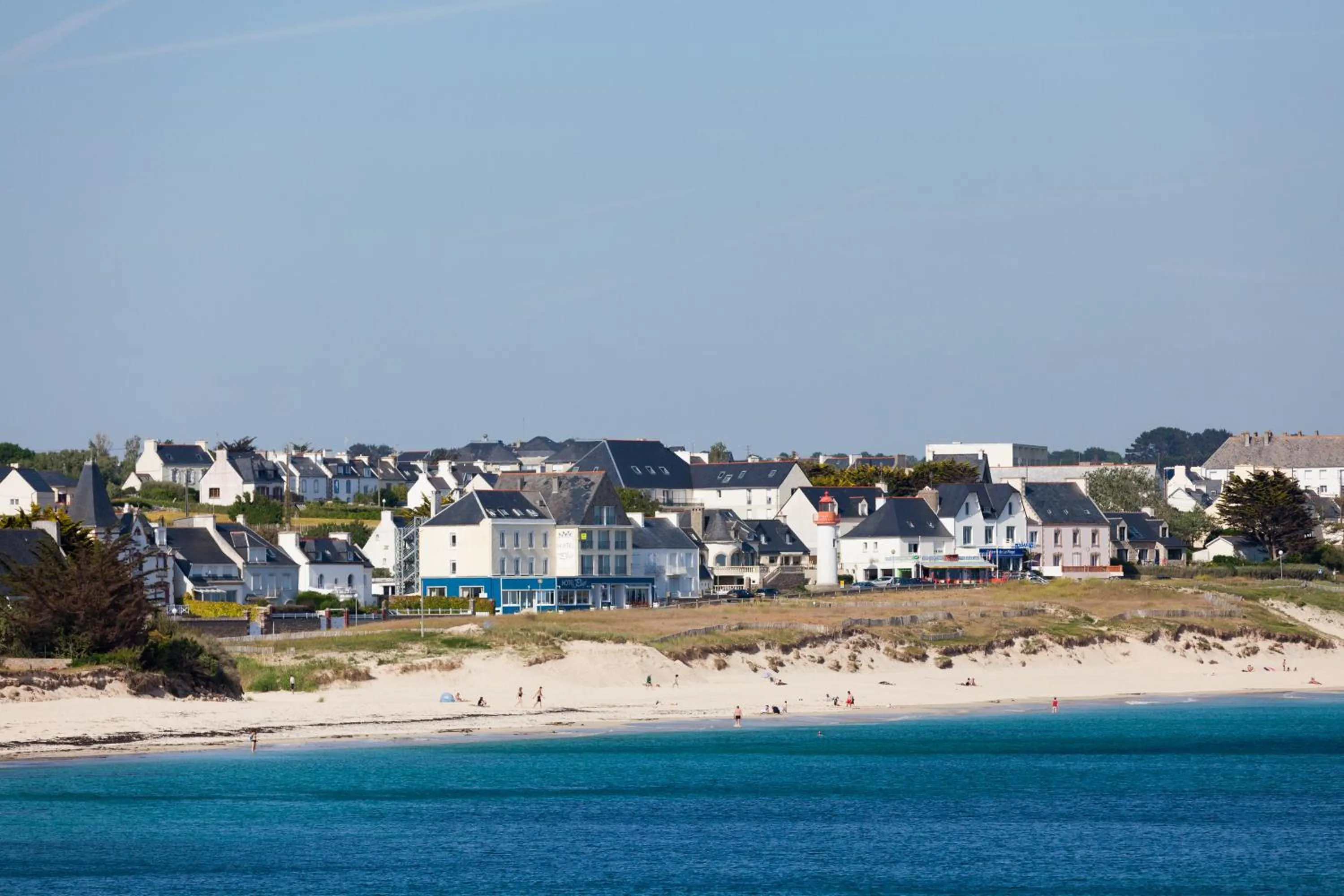 Property building in Hotel Restaurant De La Plage