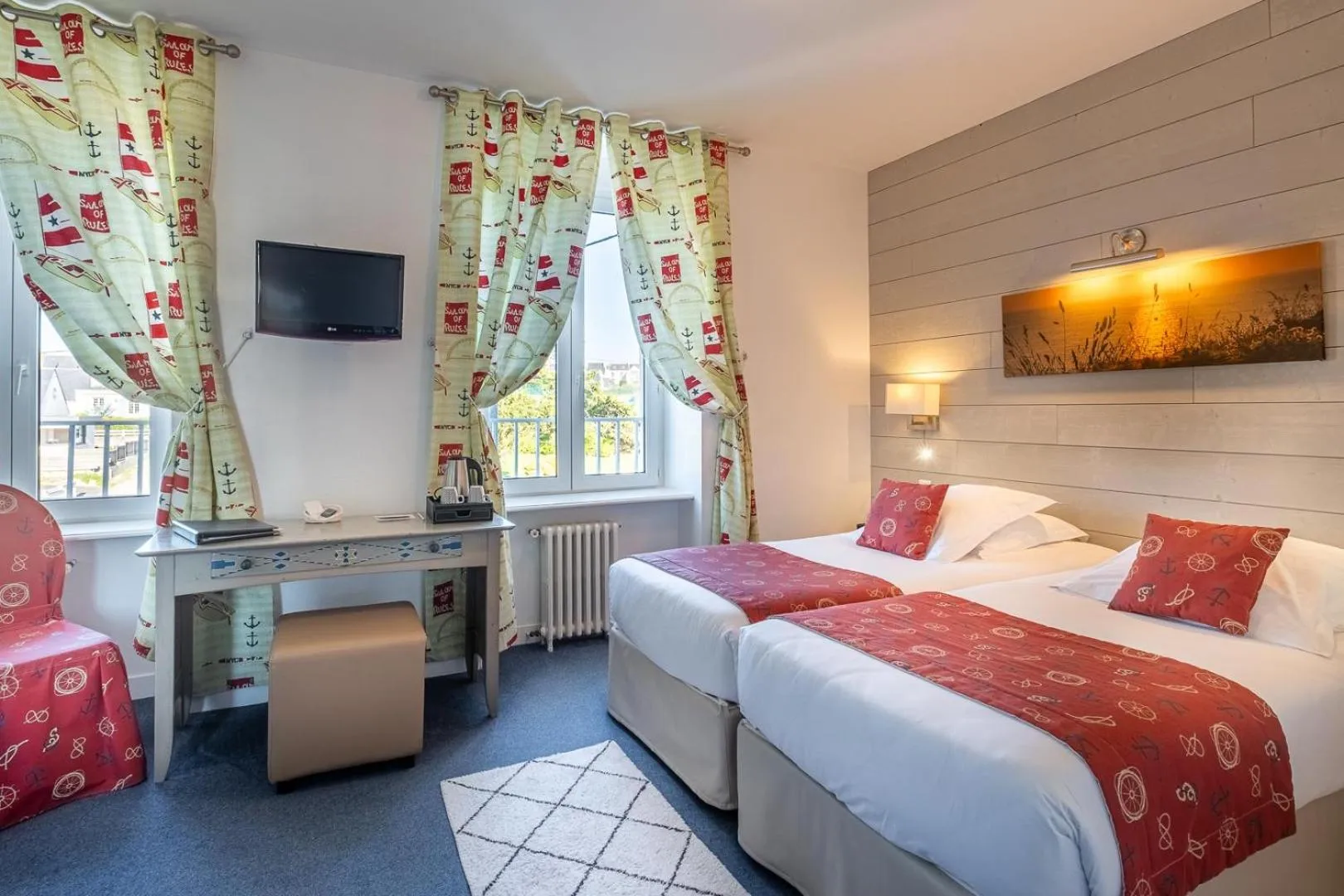 Bed in Hotel Restaurant De La Plage