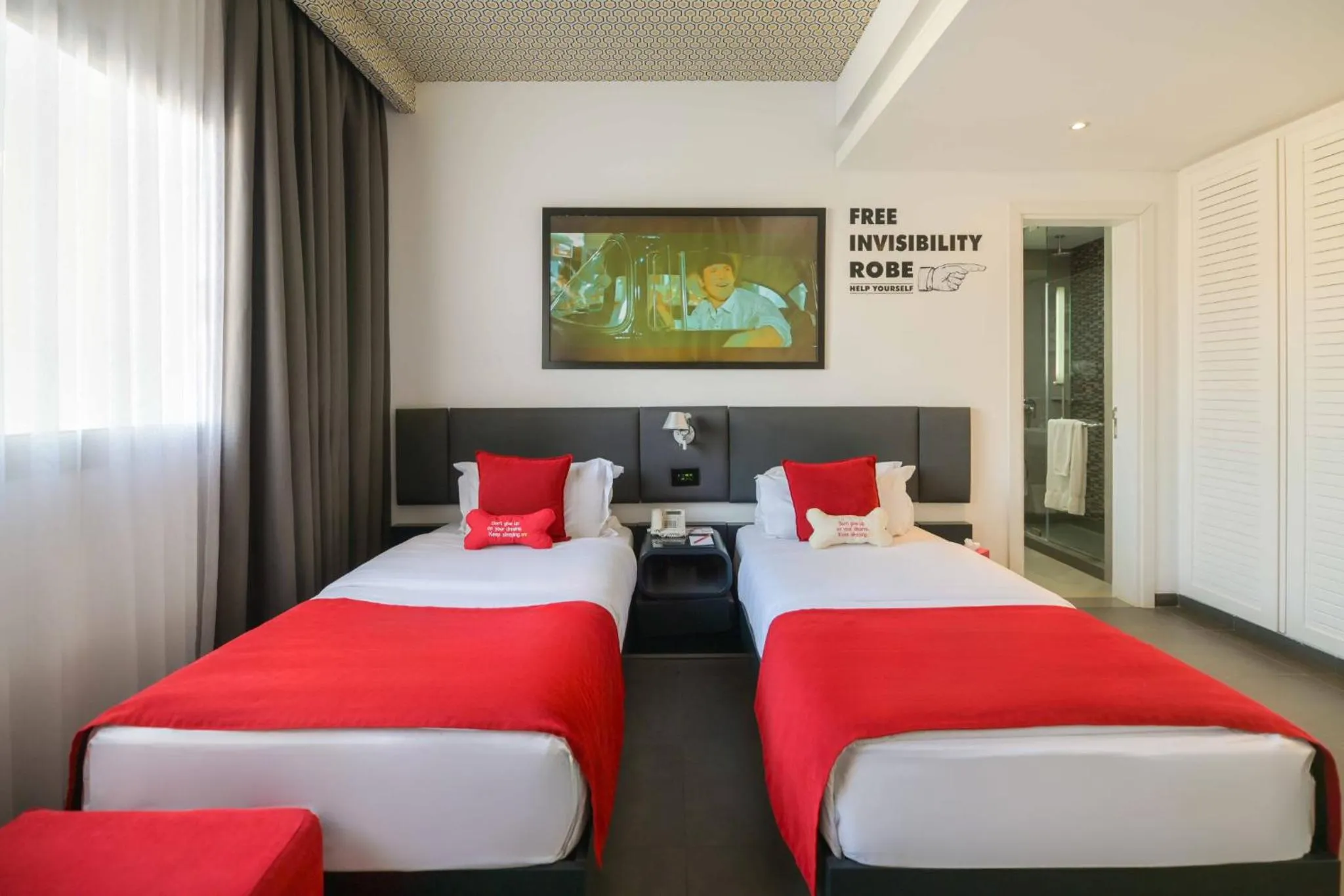 Bedroom, Bed in The Smallville Hotel