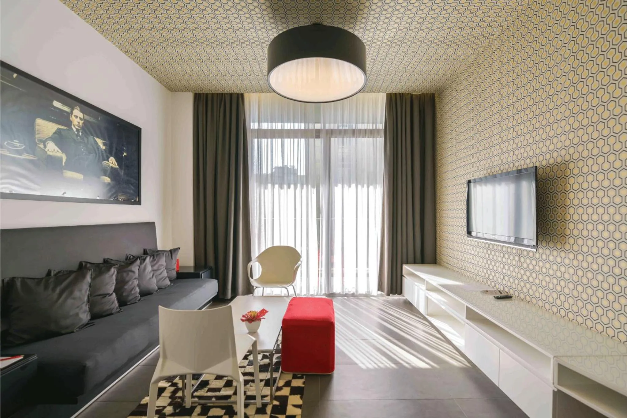 Living room in The Smallville Hotel