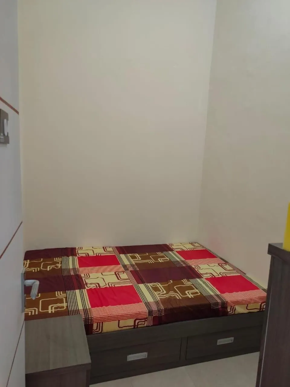 Bedroom, Bed in OYO Life 1875 Merah Putih Syariah