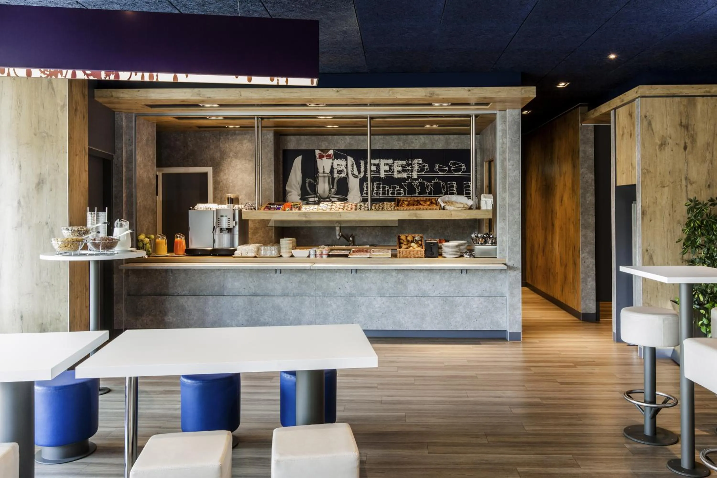 Continental breakfast in ibis budget Bern Expo