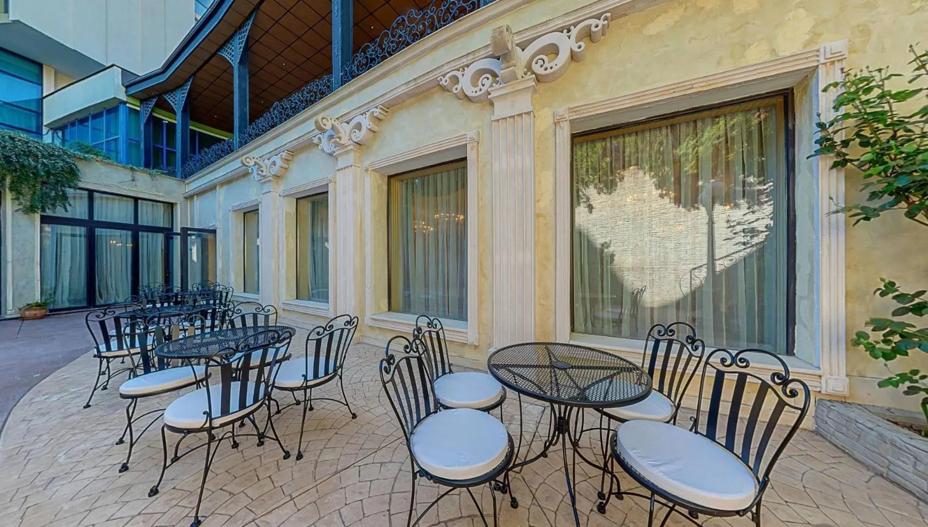 Patio in Elena Hotel and Wellness - All Inclusive