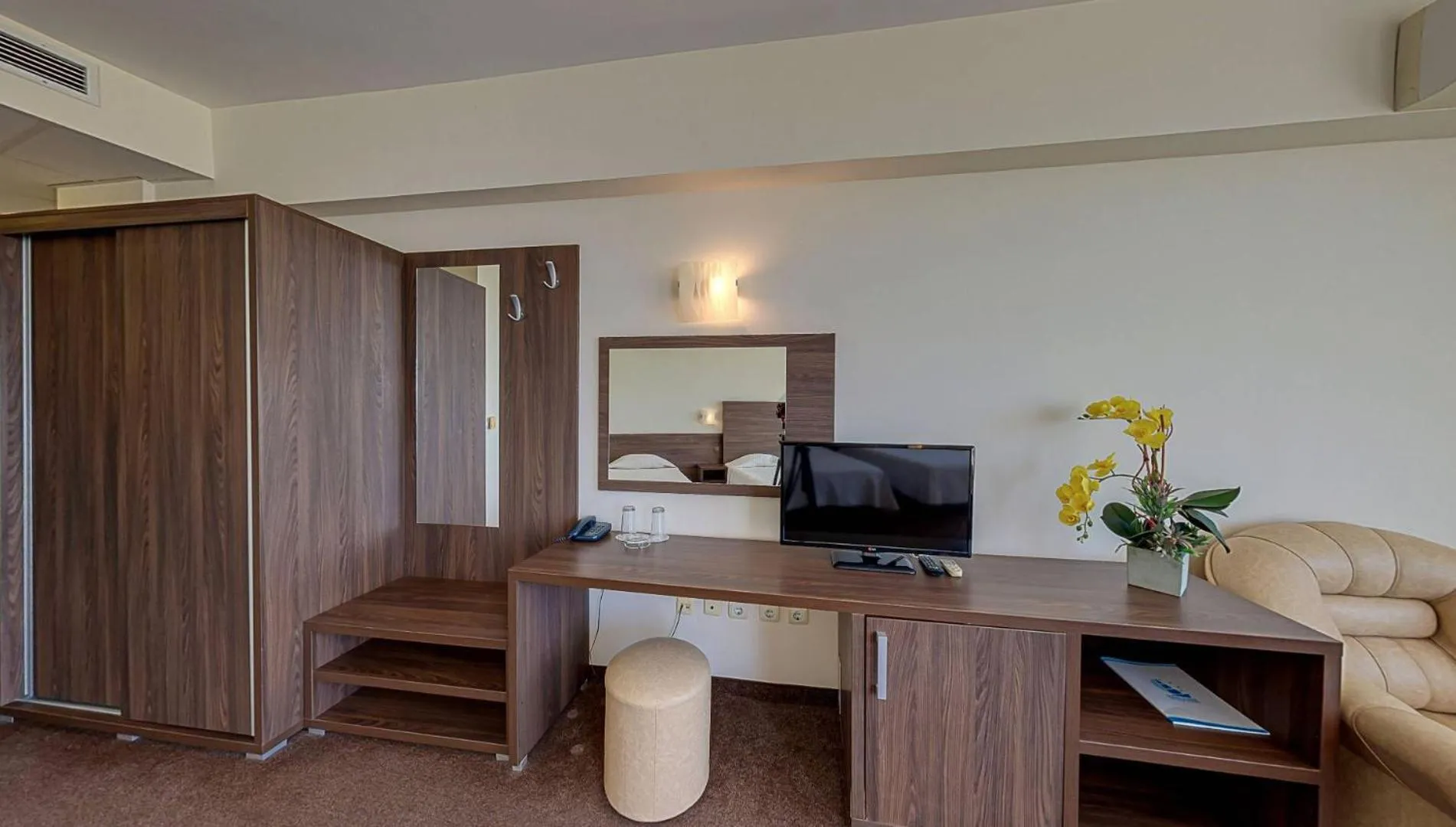 TV and multimedia in Elena Hotel and Wellness - All Inclusive