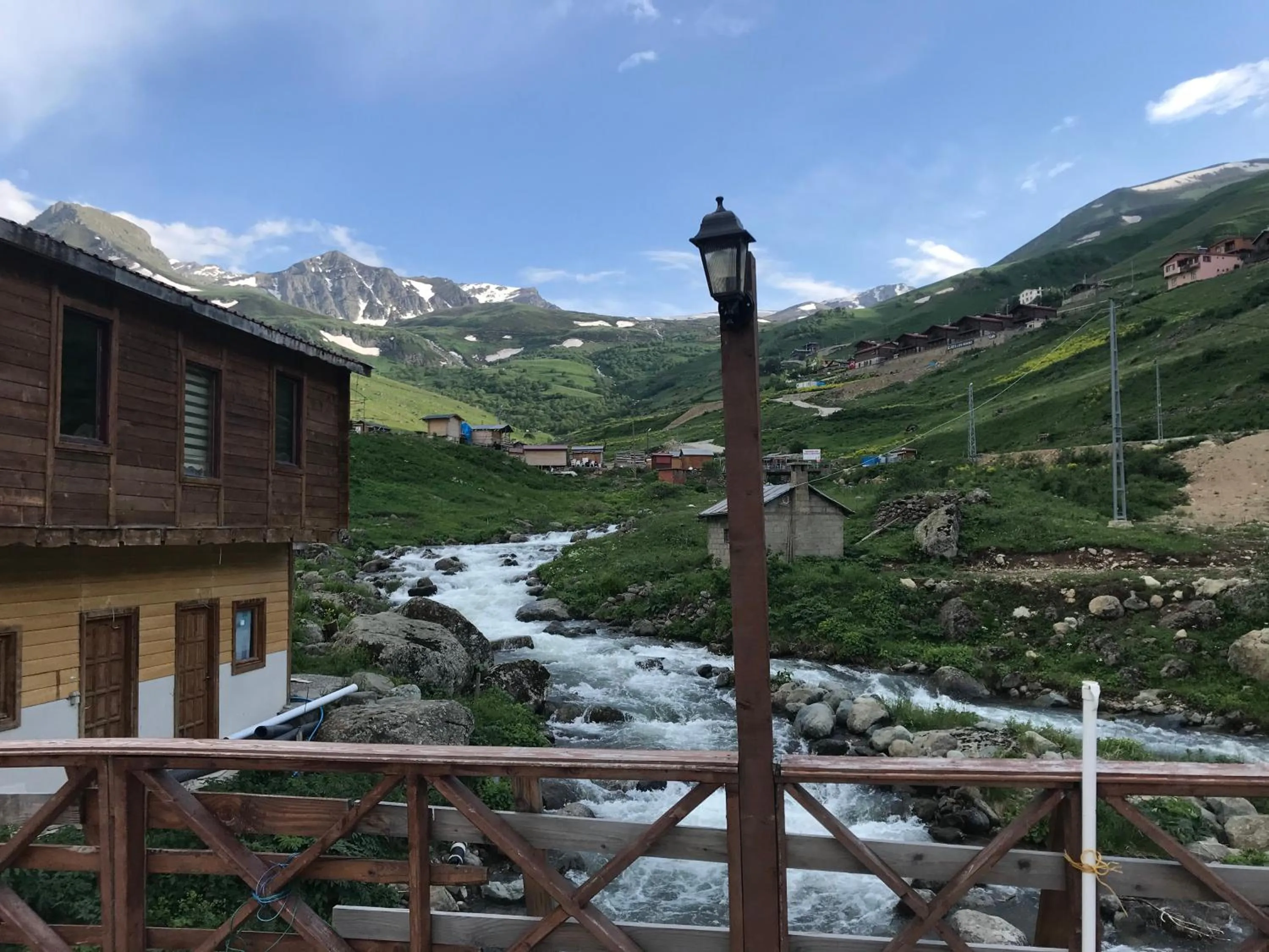 Facade/entrance in Yedigoller Hotel & Restaurant