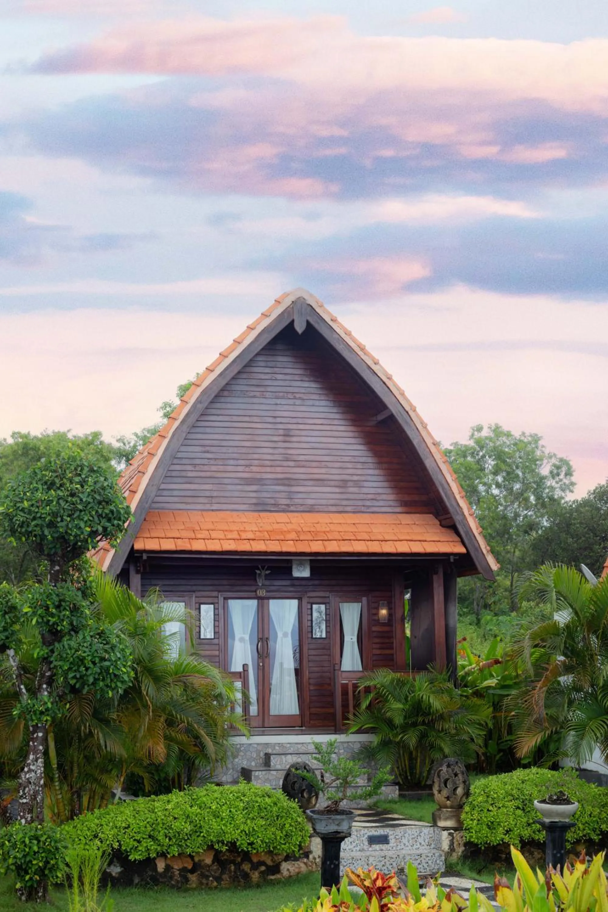 Property building in Reynten Hill