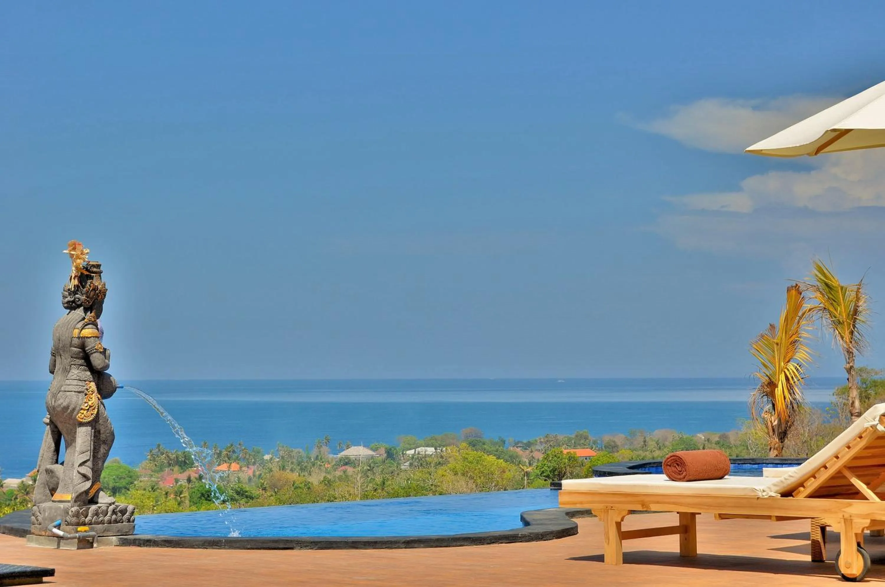 Garden view in Reynten Hill