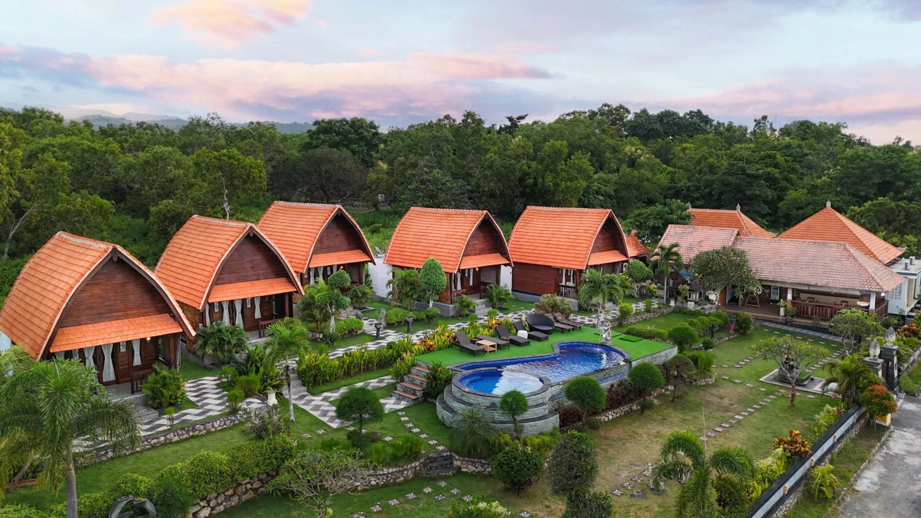 Property building in Reynten Hill